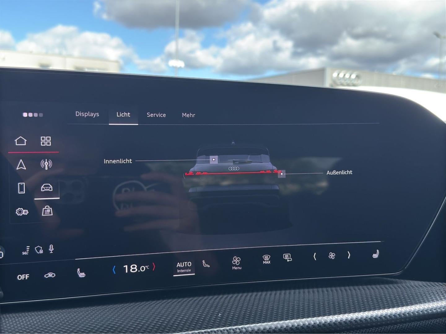 Bild über Audi Q5 Sportback TDI quattro 150 kW S tronic - für weitere Informationen kontaktieren Sie den Audi Partner