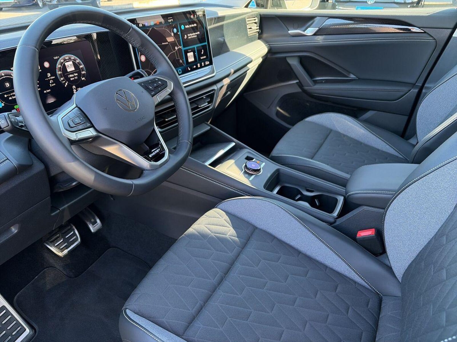 Volkswagen Tiguan – Bild 8