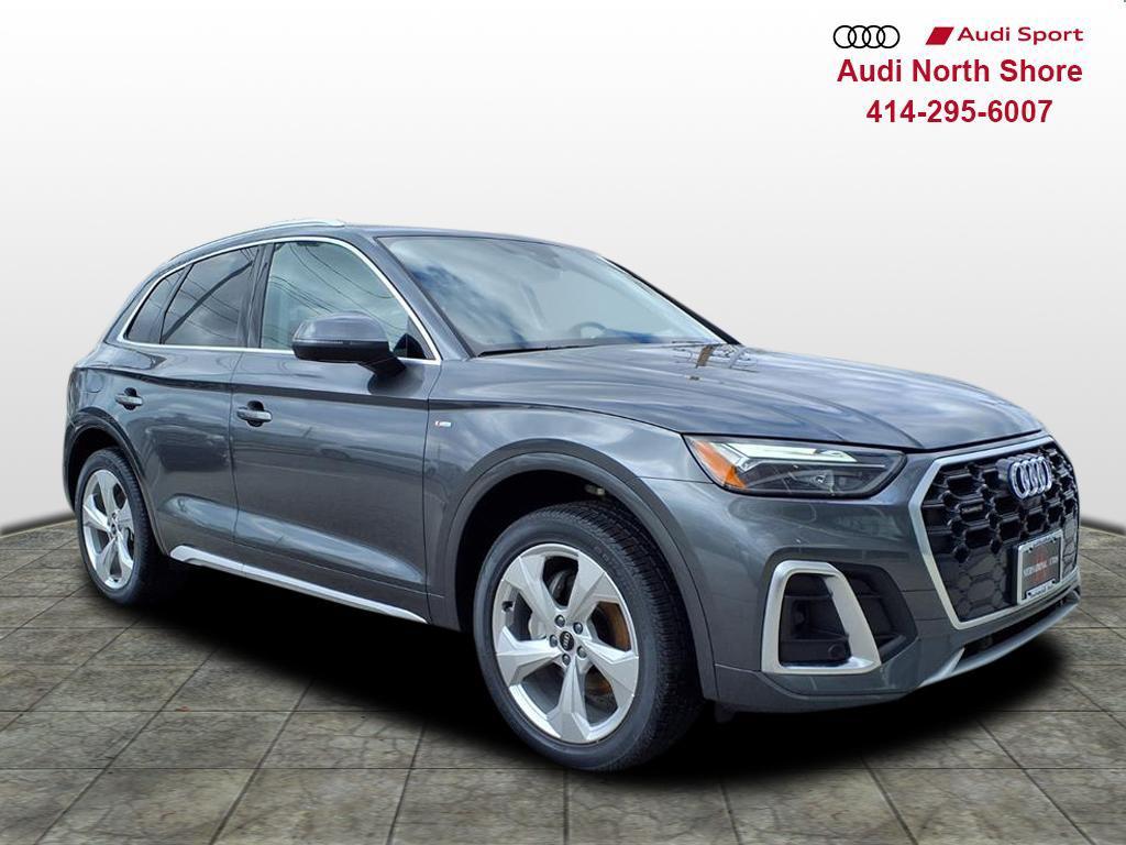 2023 Audi Q5 45 Premium Plus's photo