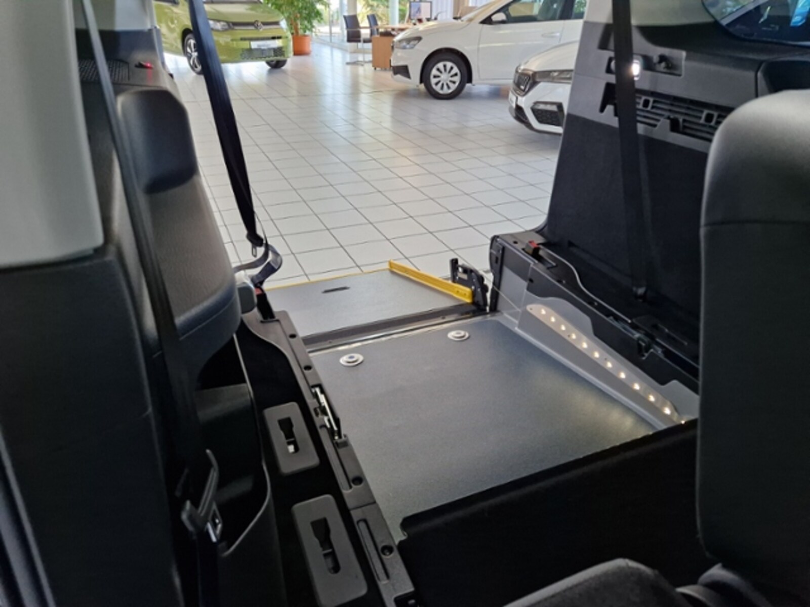 Volkswagen Caddy Maxi – Bild 17