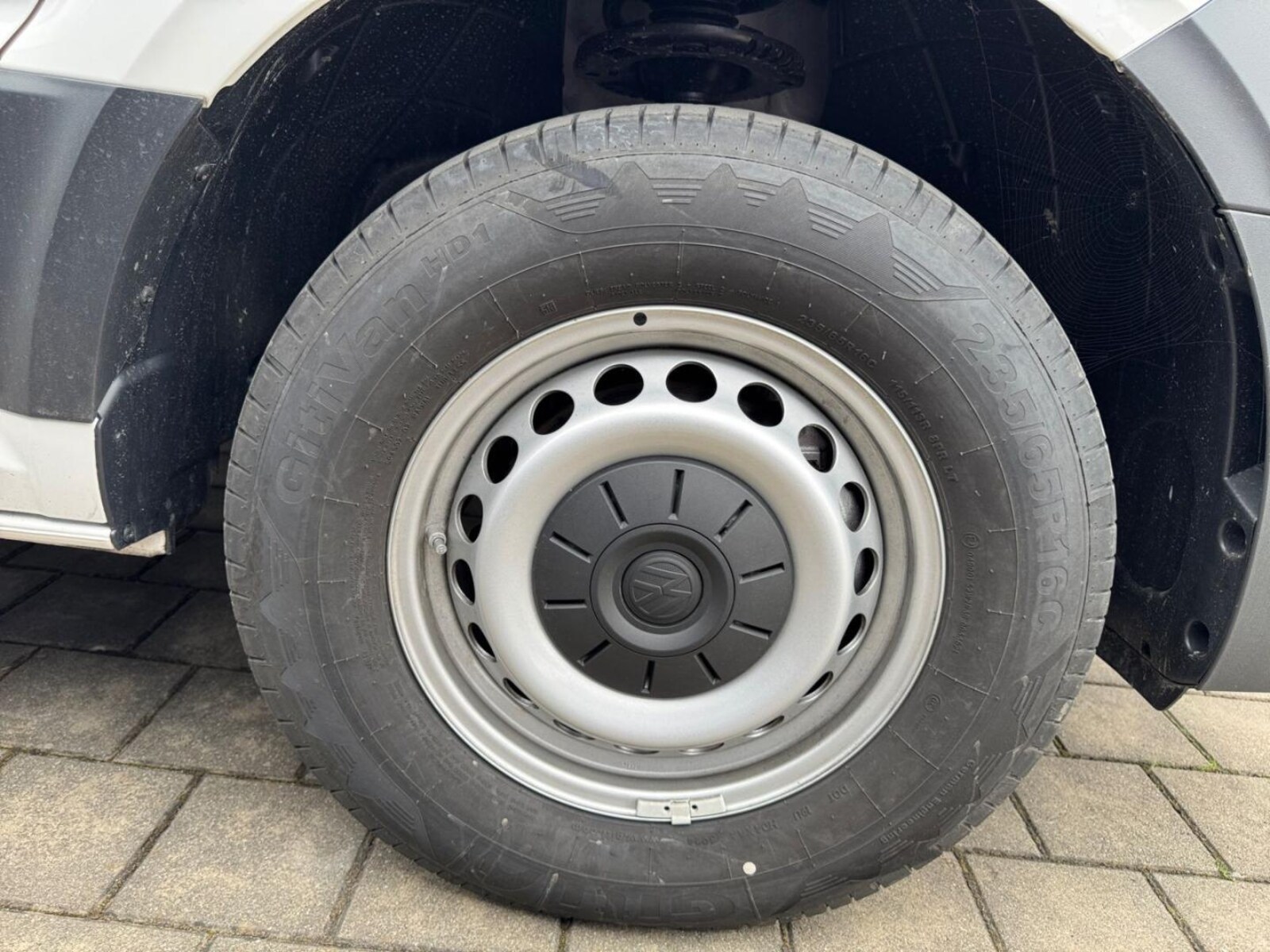 Volkswagen Crafter Einzelkabine langer Radstand – Bild 14
