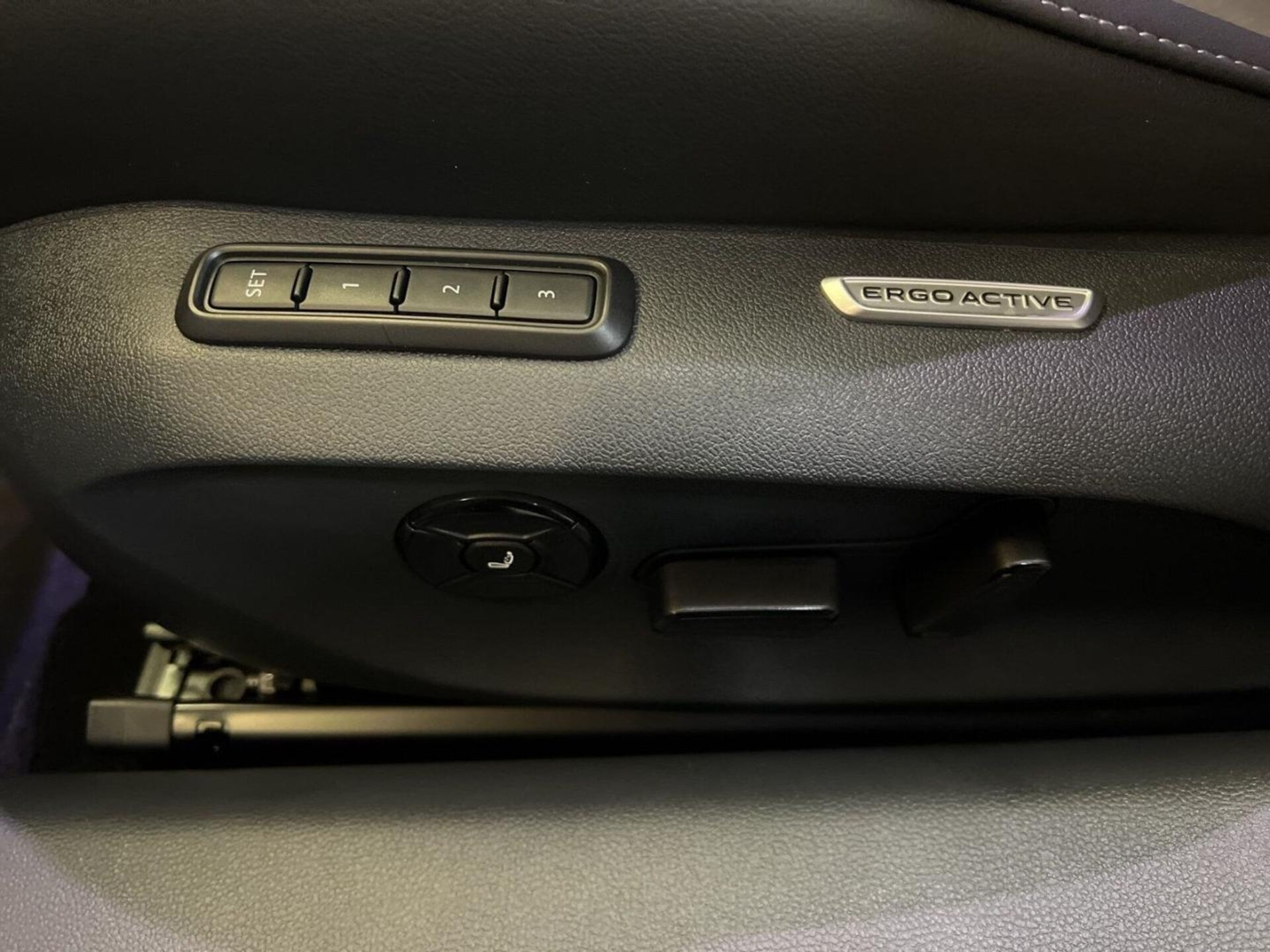 Volkswagen Passat Elegance