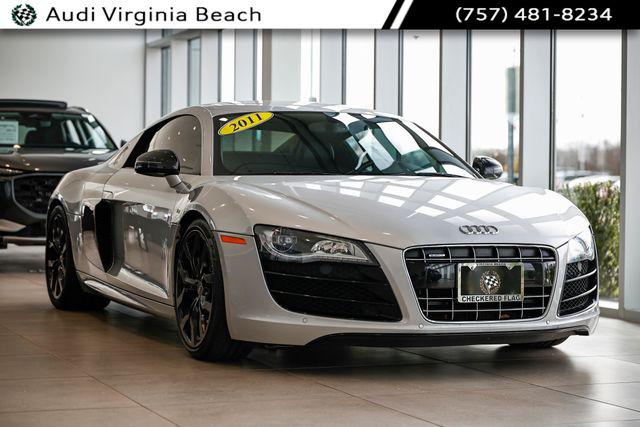 2011 Audi R8 5.2 quattro R tronic's photo