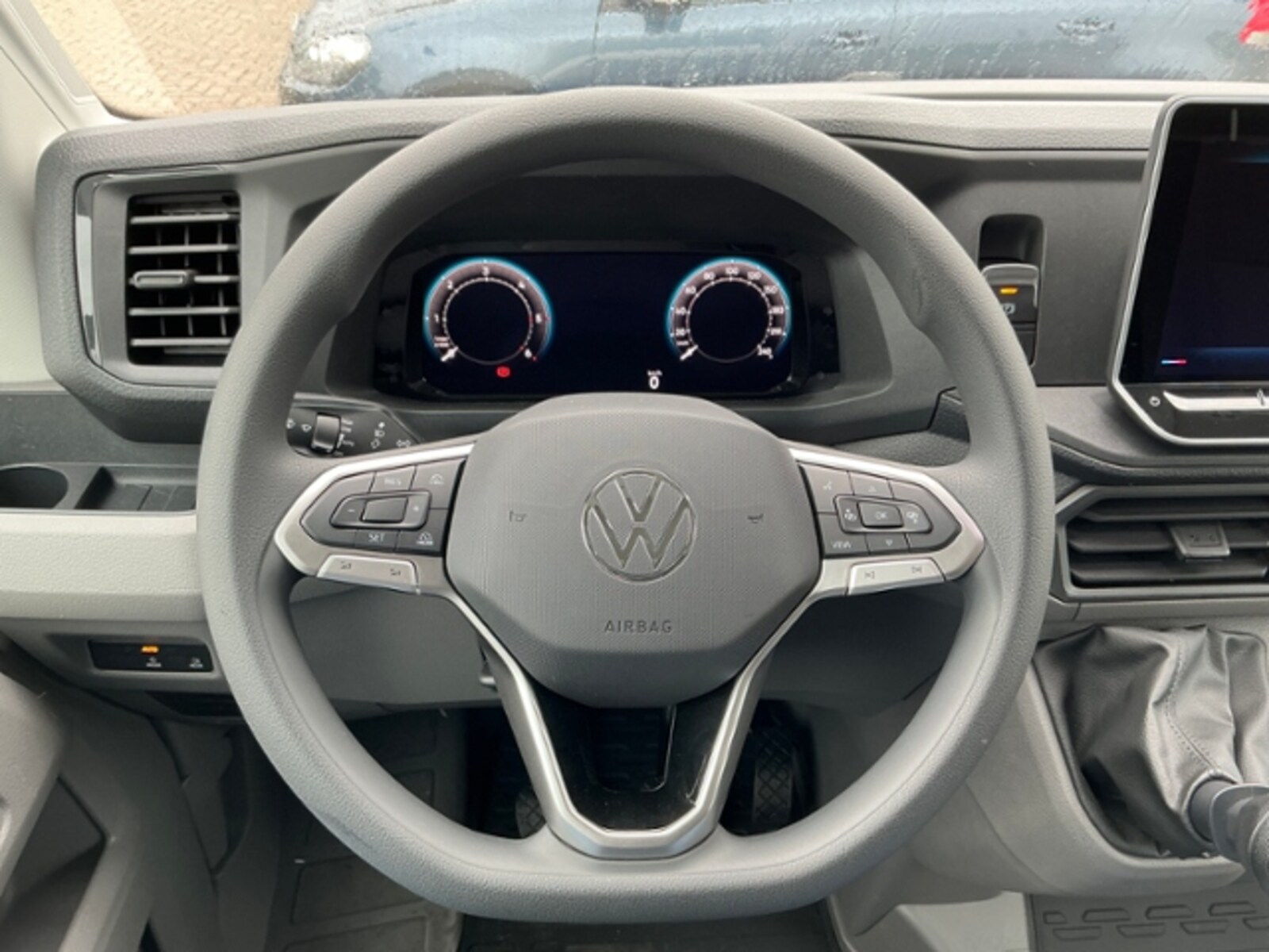 Volkswagen Crafter Einzelkabine langer Radstand – Bild 7