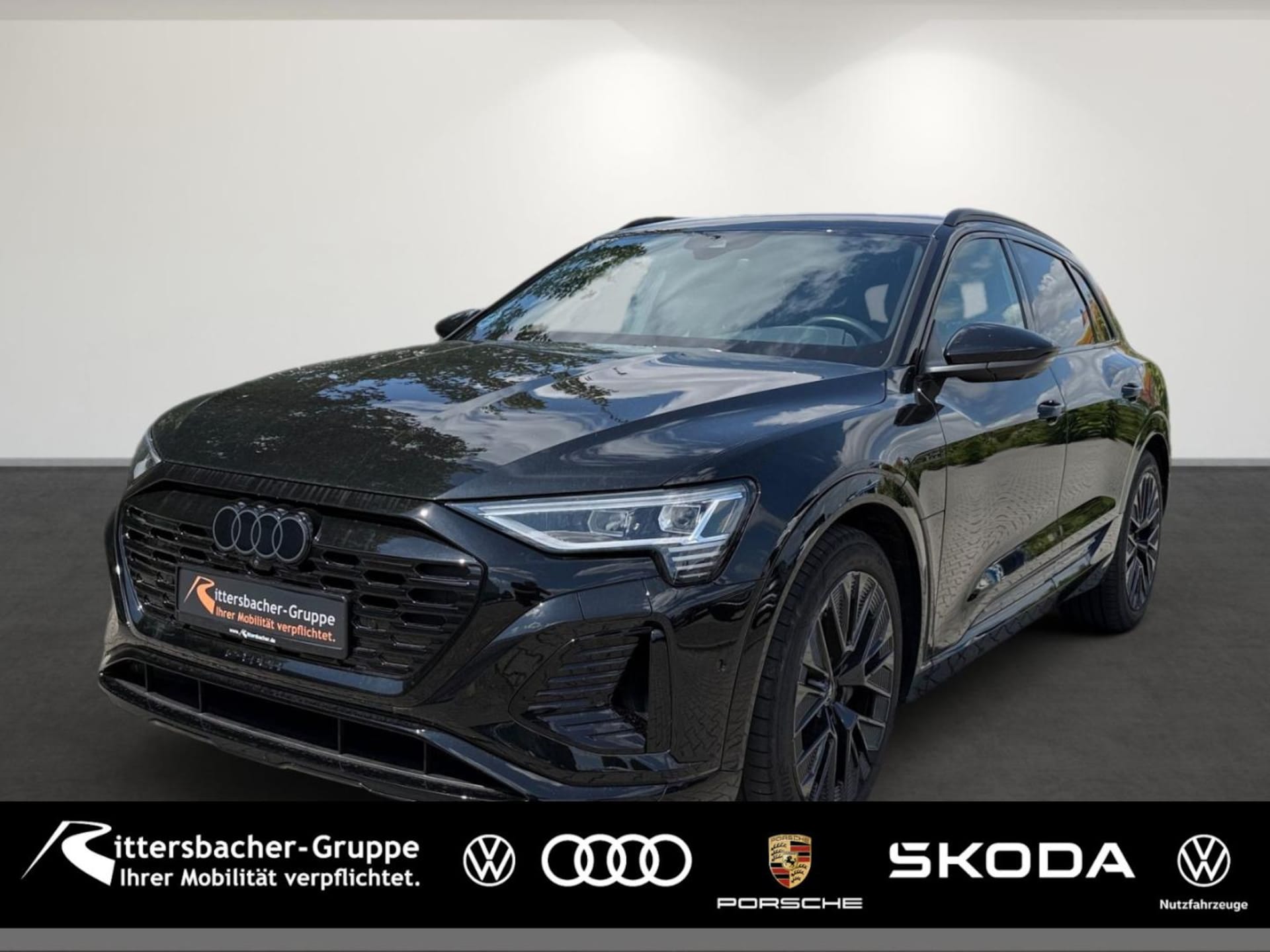 Audi Q8 e-tron S line