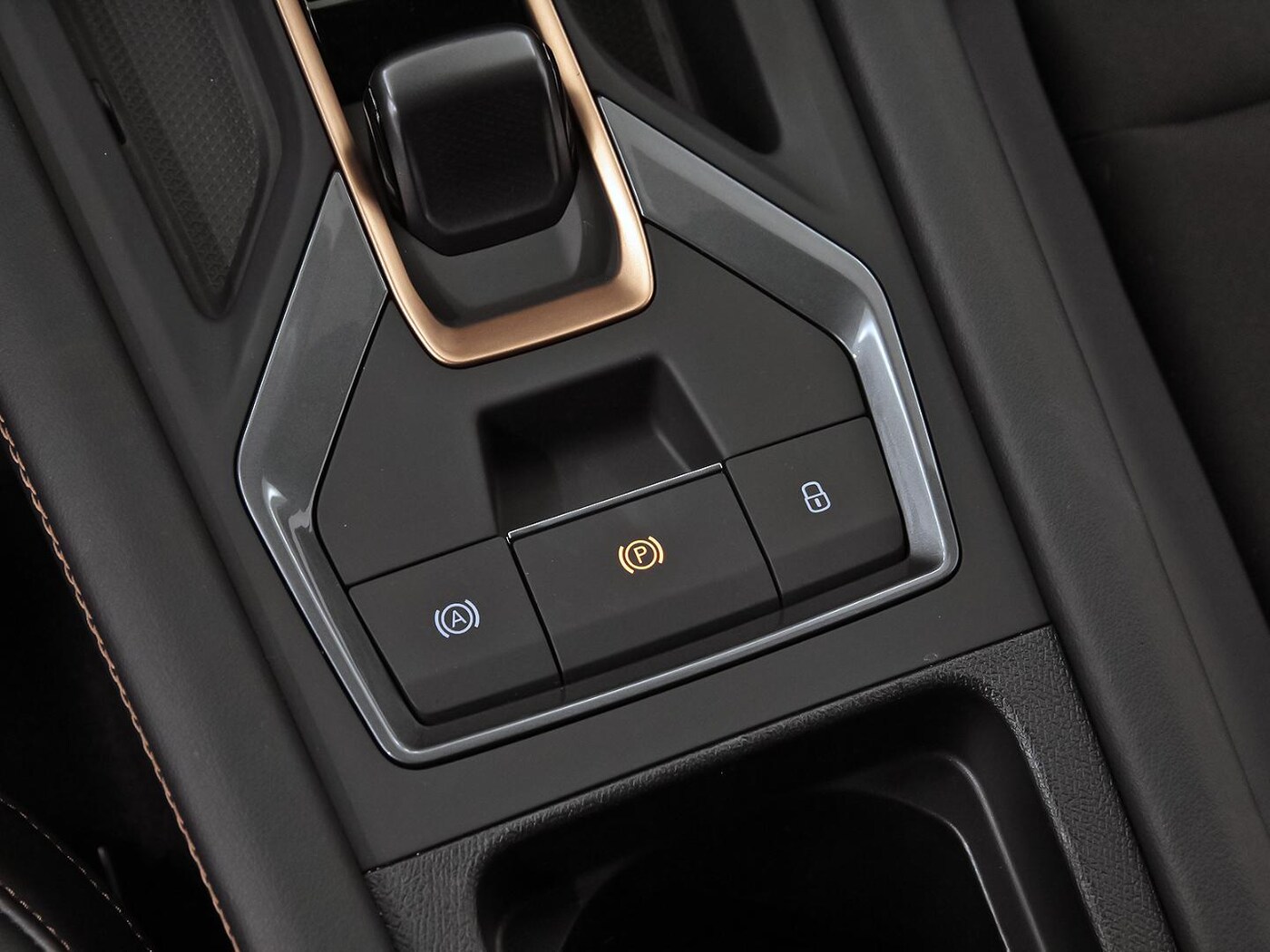 CUPRA Leon Sportstourer 1.5 eTSI DSG 110 kW (150 CV) — photo 31