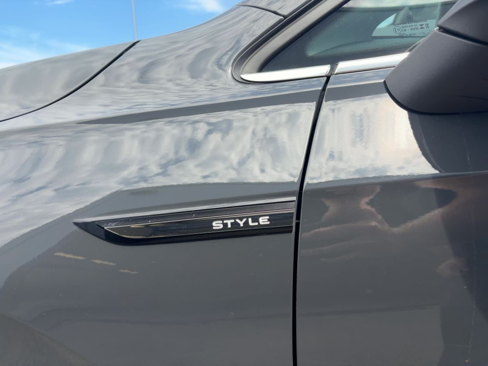 Volkswagen Golf Style