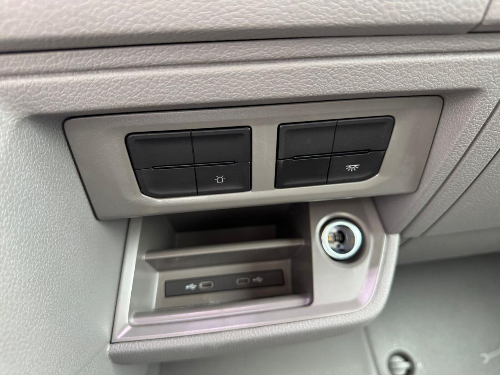 Volkswagen Crafter Einzelkabine langer Radstand – Bild 18