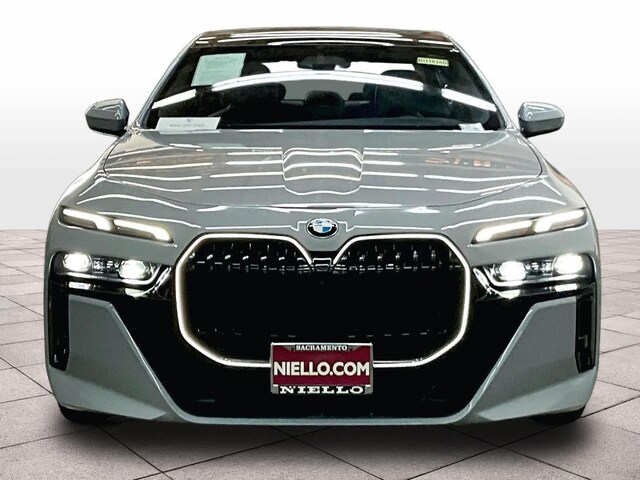 2025 BMW
