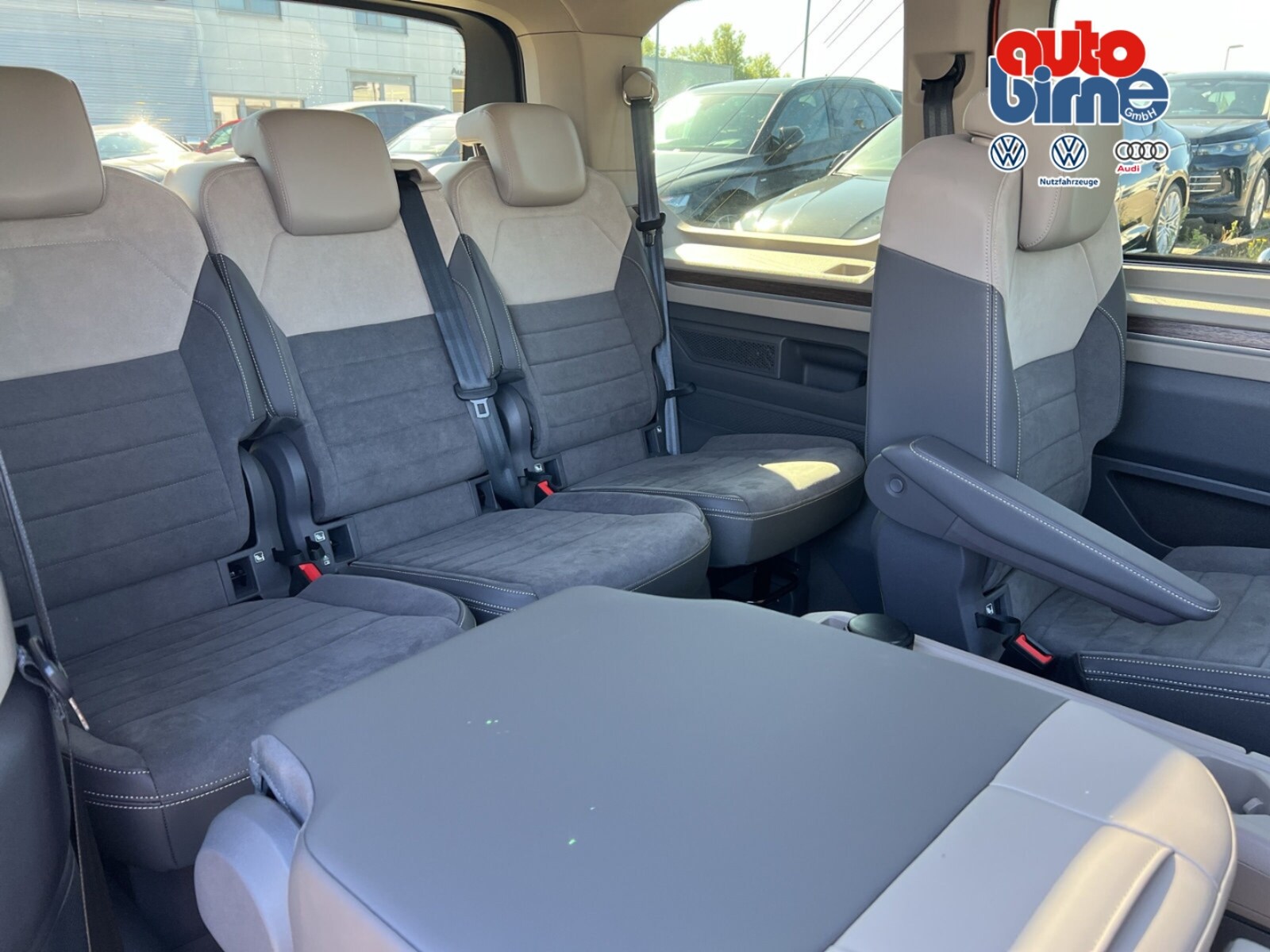Volkswagen Multivan – Bild 11