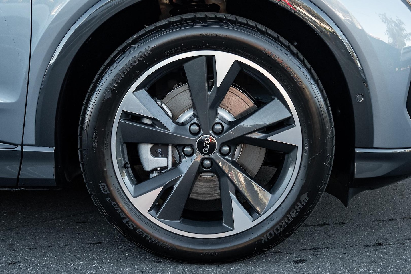 Image about Audi Q4 Sportback e-tron e-tron