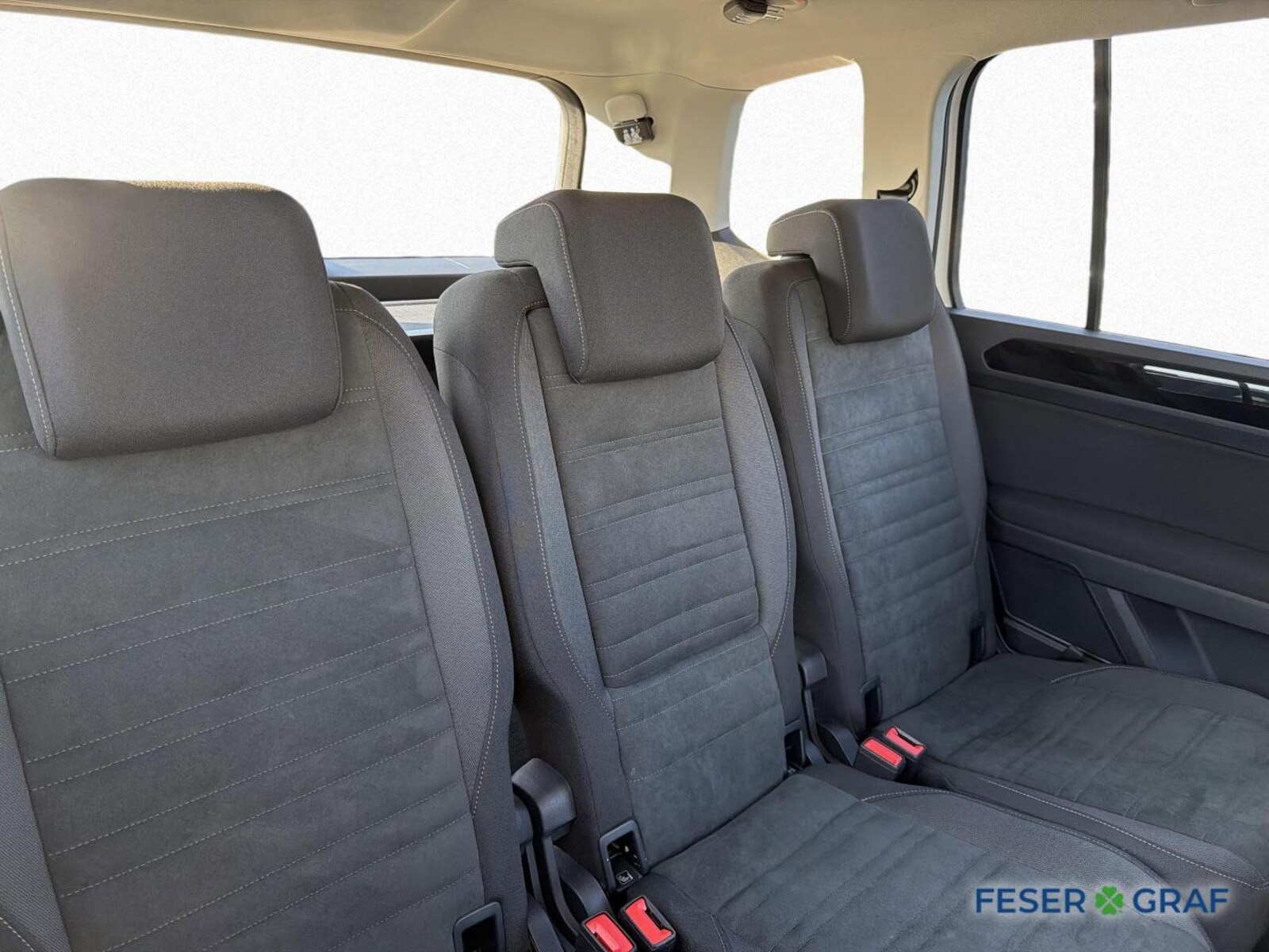 Volkswagen Touran – Bild 12