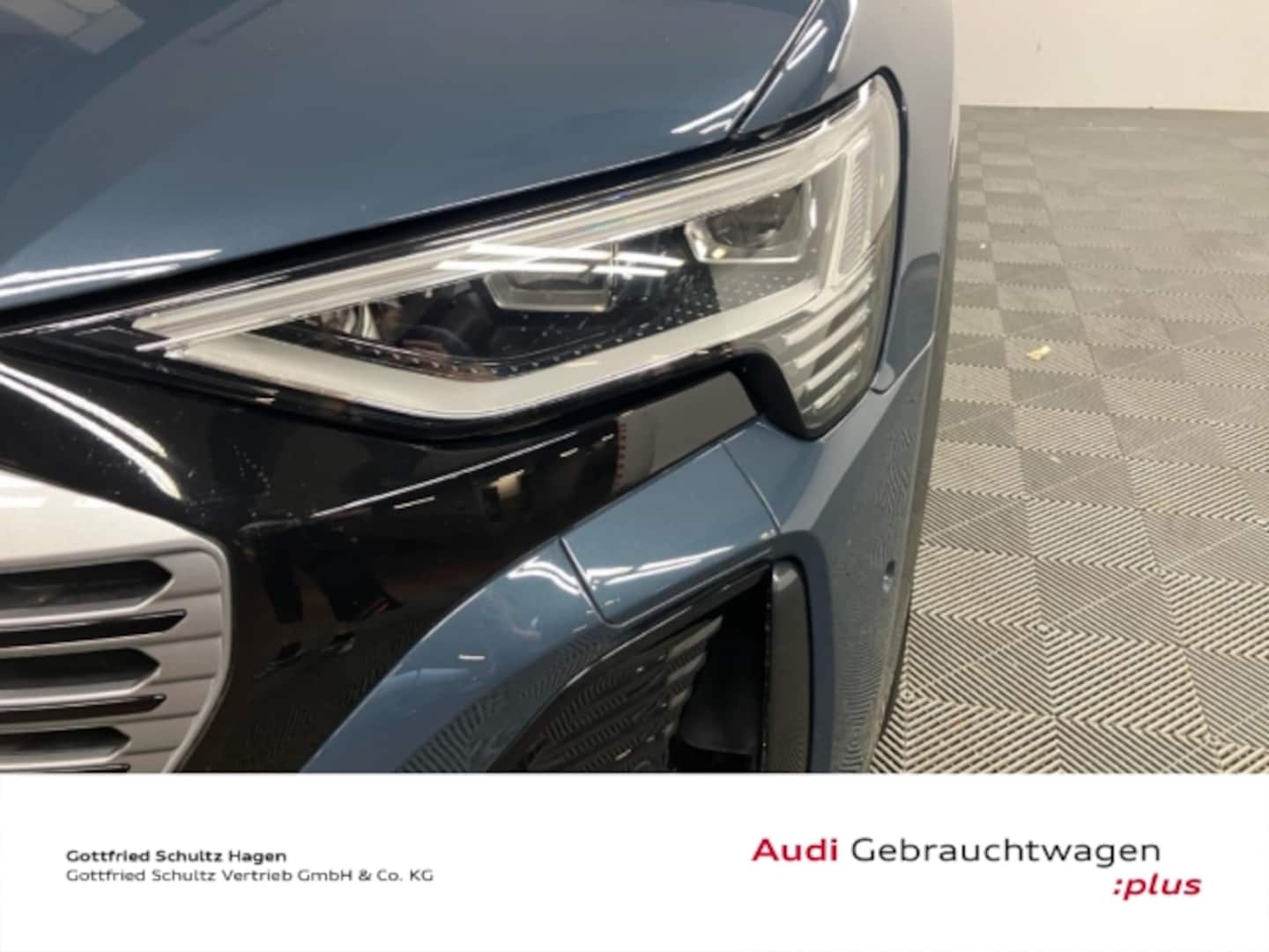 Bild über Audi Q8 e-tron S line 50 e-tron quattro - für weitere Informationen kontaktieren Sie den Audi Partner
