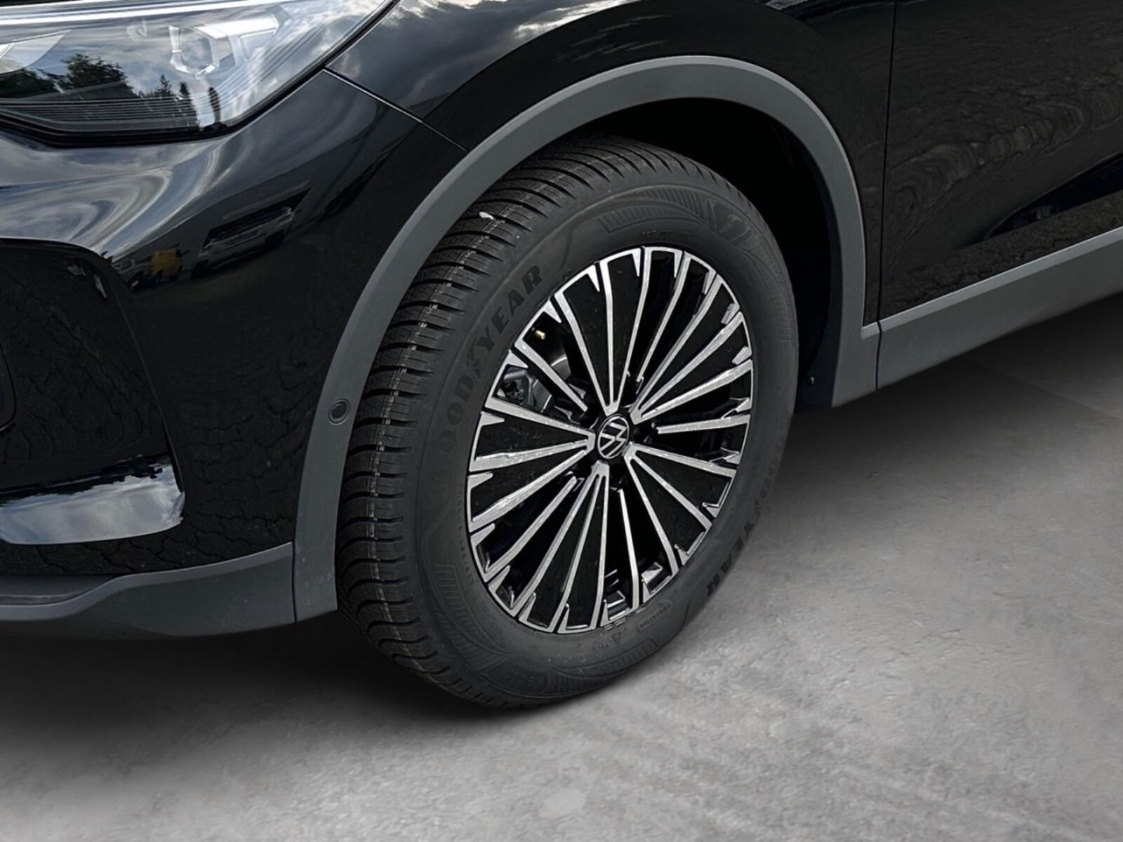 Volkswagen Tiguan – Bild 8