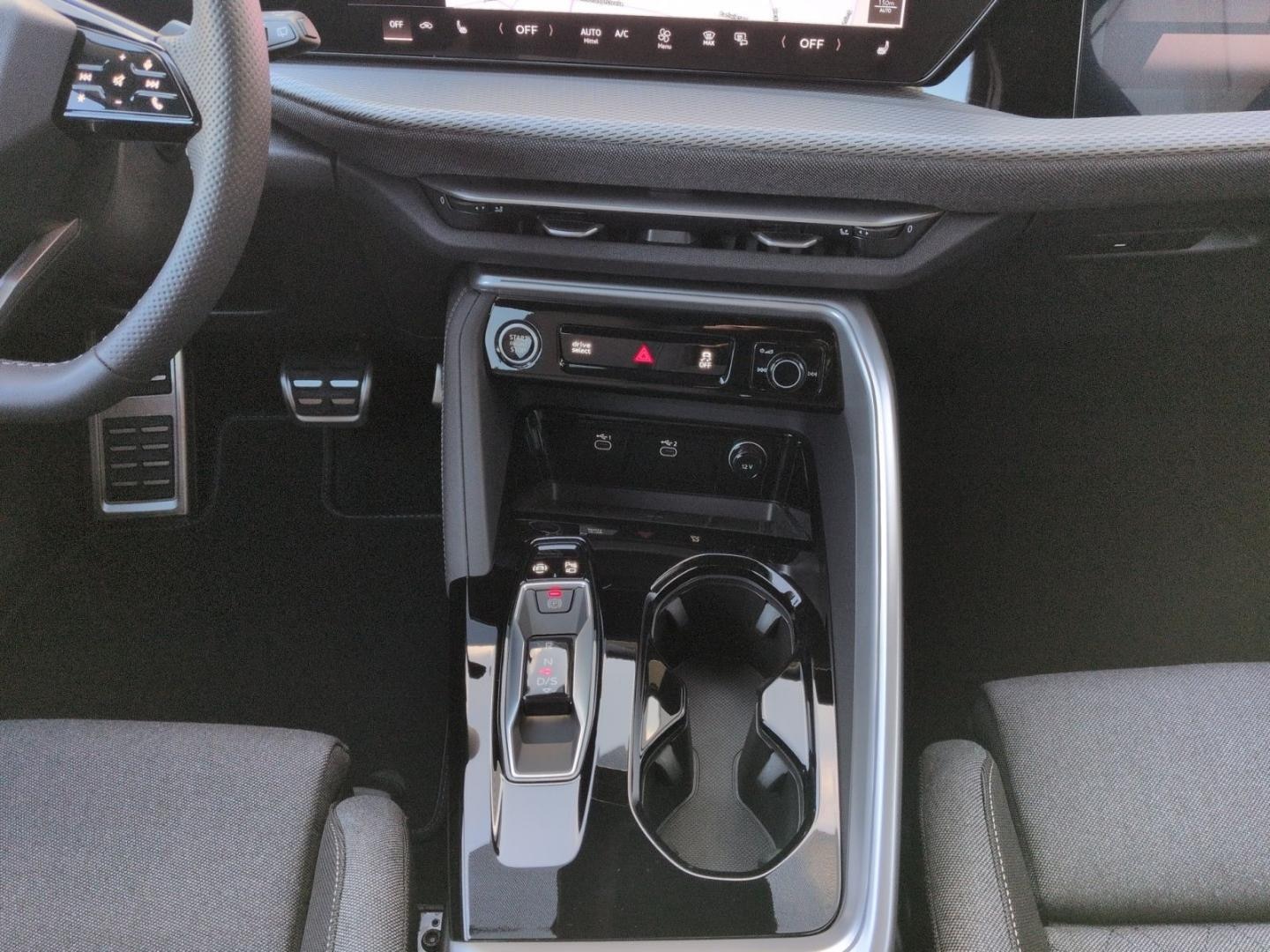 Bild über Audi Q5 Sportback TDI quattro 150 kW S tronic - für weitere Informationen kontaktieren Sie den Audi Partner