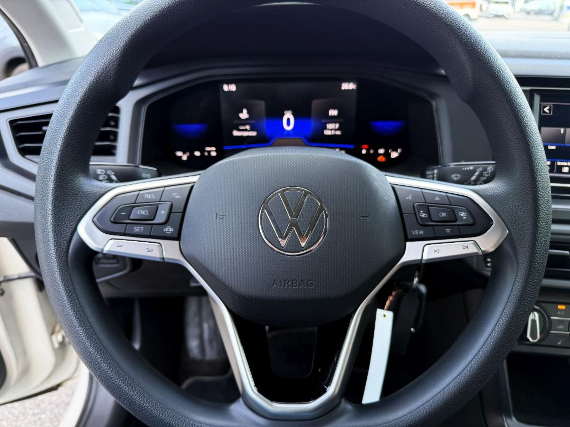 Volkswagen Polo Basis-Modell