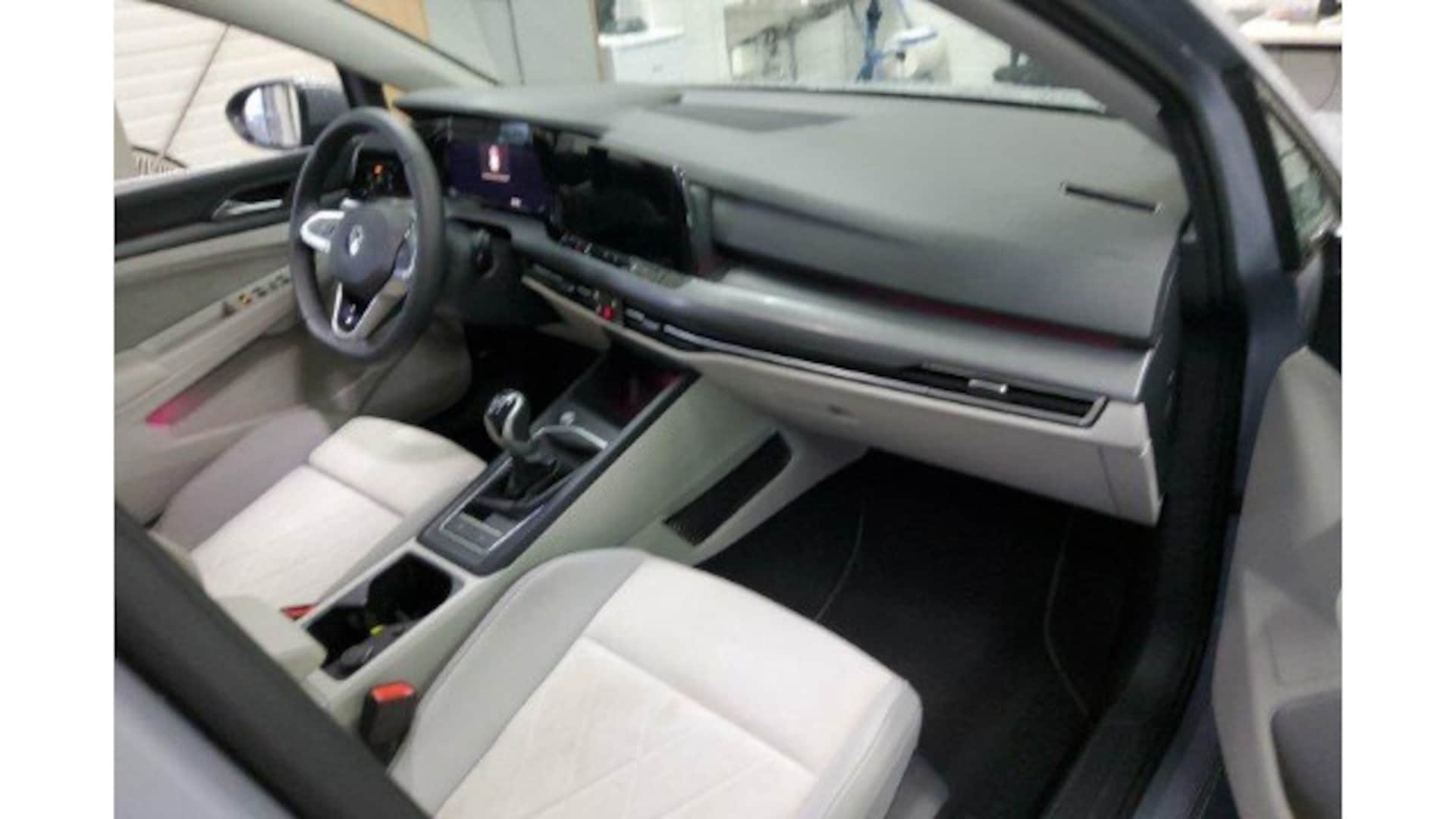 Volkswagen Golf Style
