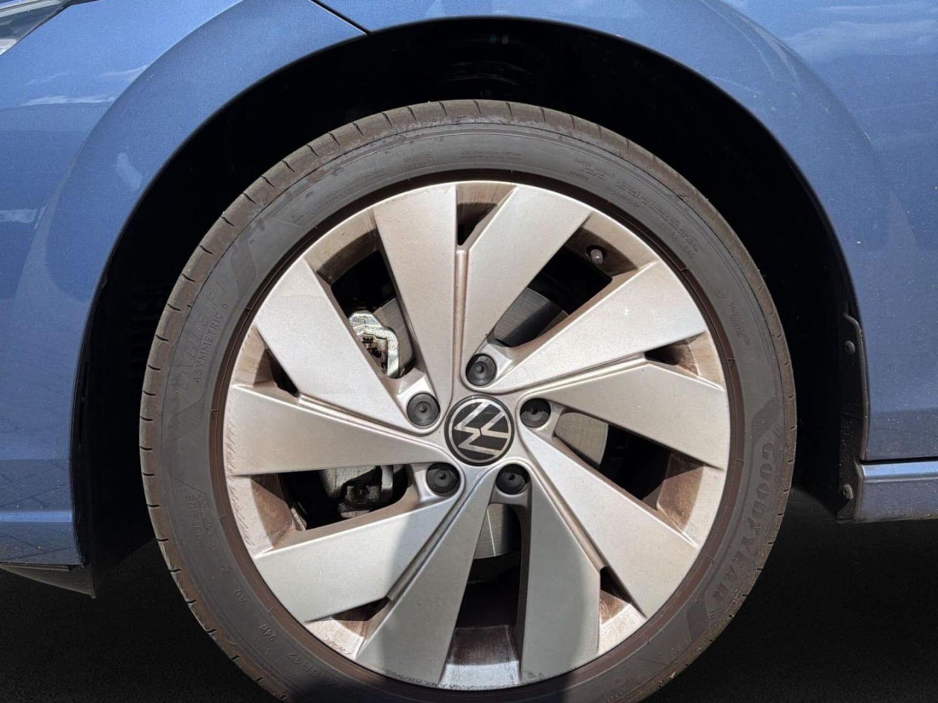 Volkswagen Golf Style