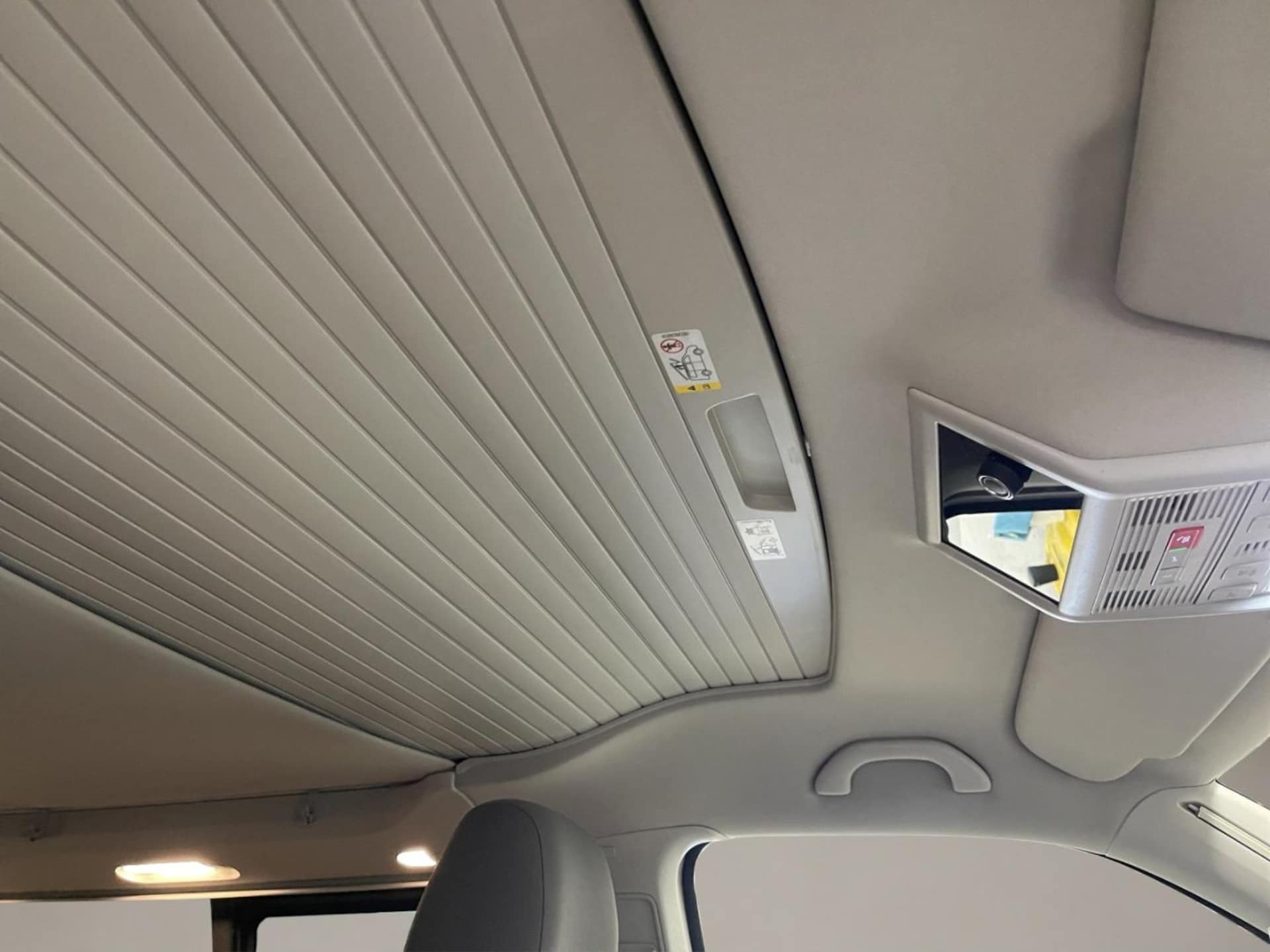 Volkswagen T6.1 California Beach