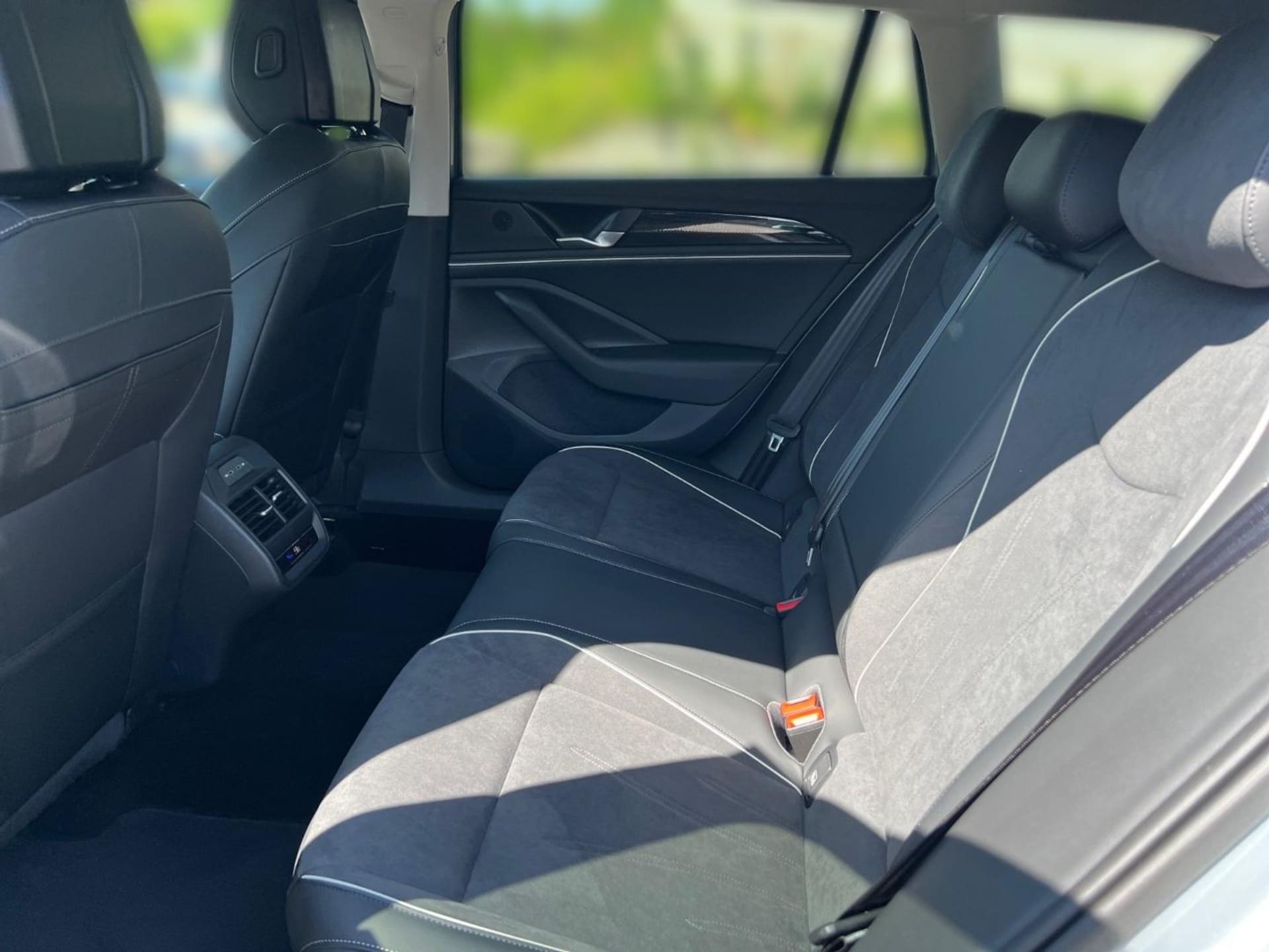 Volkswagen Passat Business