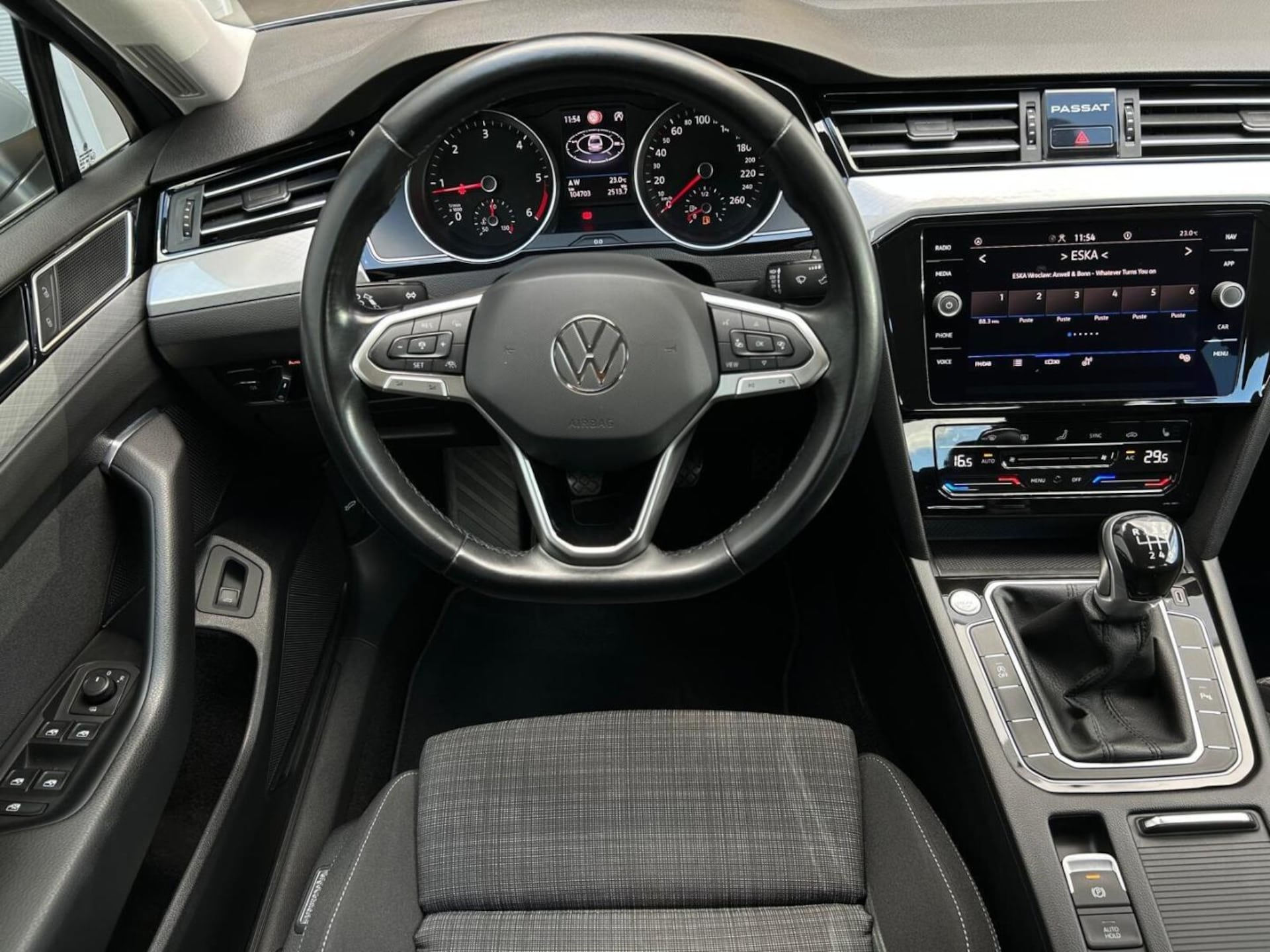 Volkswagen Passat Business