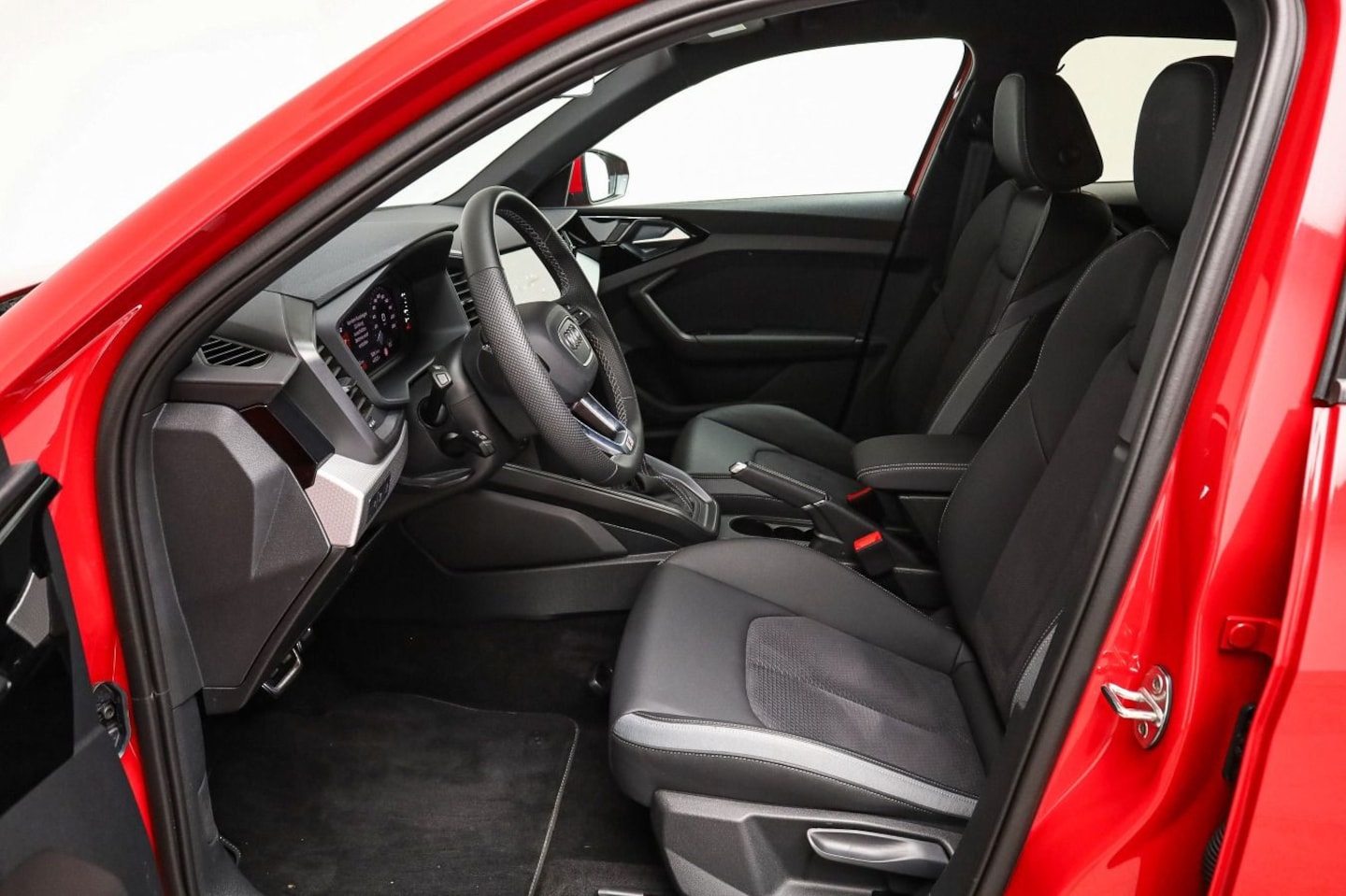 Bild über Audi A1 allstreet 35 TFSI S tronic - für weitere Informationen kontaktieren Sie den Audi Partner