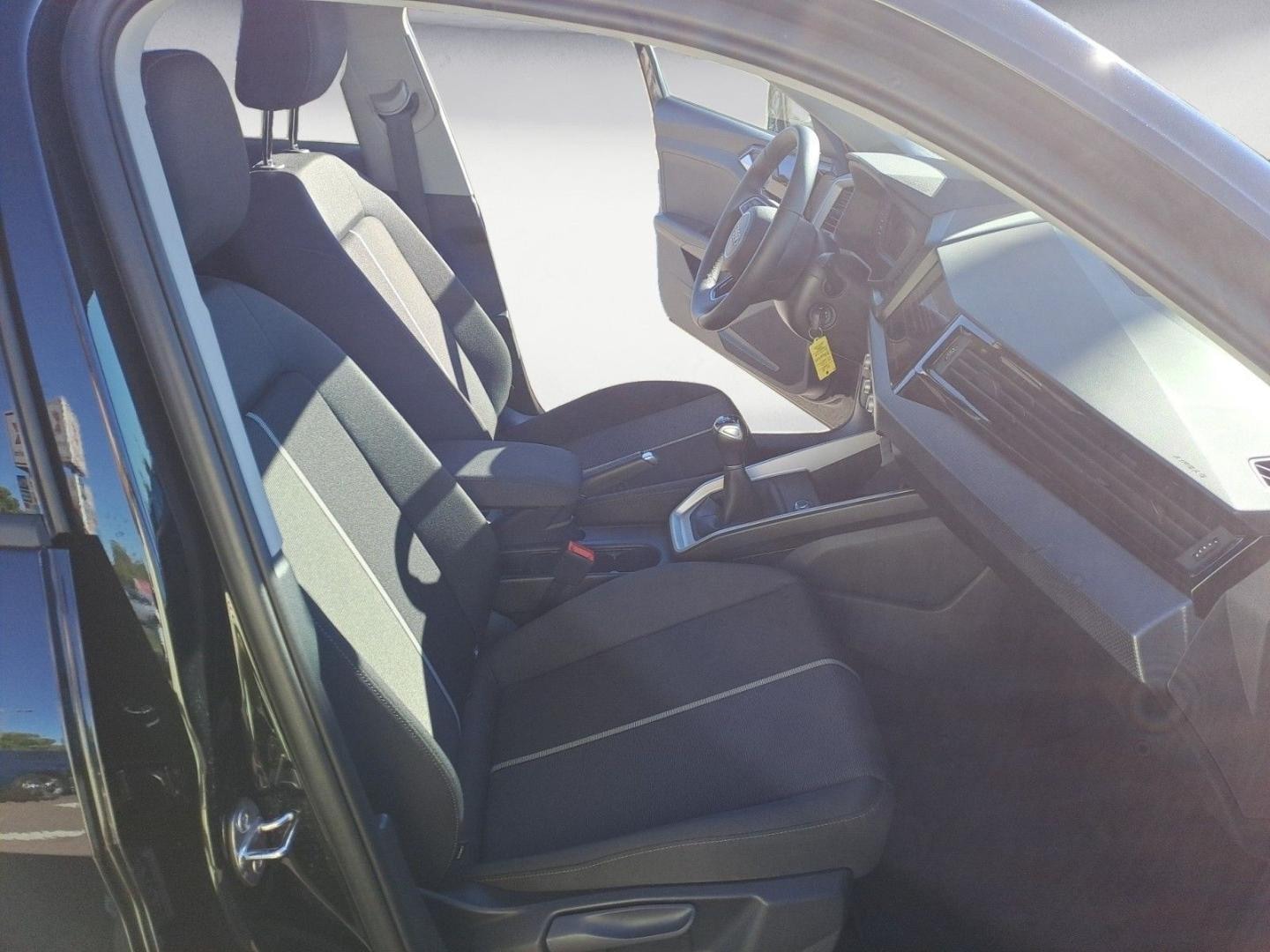 Bild über Audi A1 Sportback advanced 30 TFSI Schaltgetriebe - für weitere Informationen kontaktieren Sie den Audi Partner