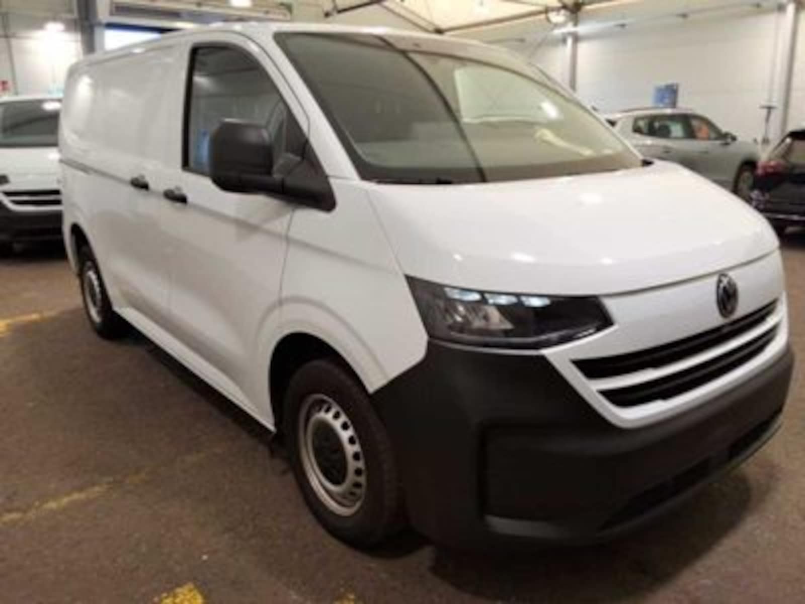 Volkswagen Transporter Kasten kurzer Radstand – Bild 3