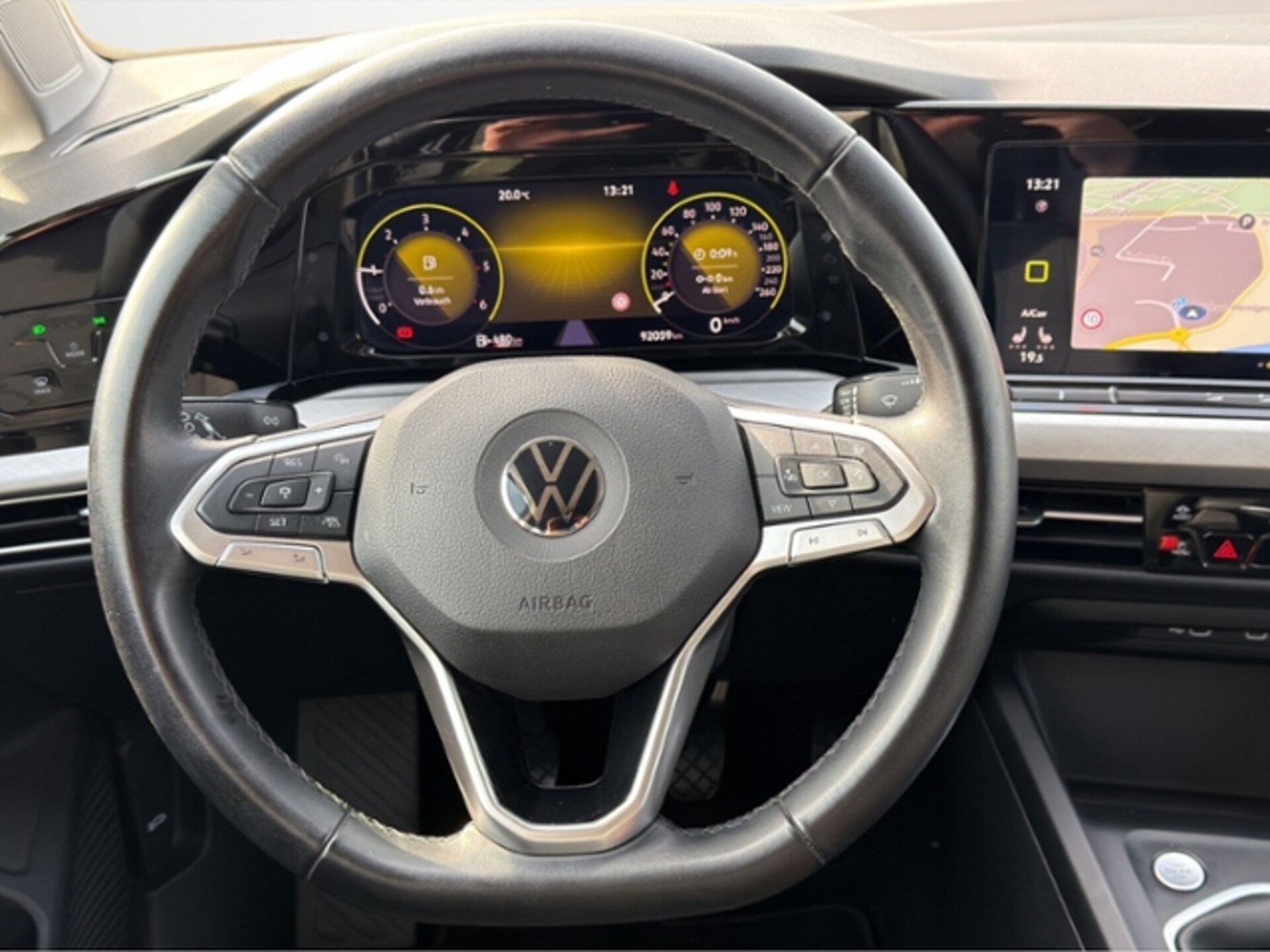 Volkswagen Golf Variant Life