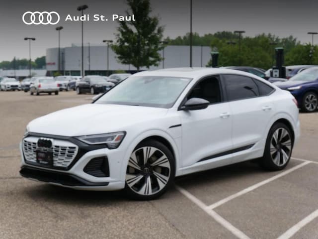 2024 Audi Q8 Sportback e-tron