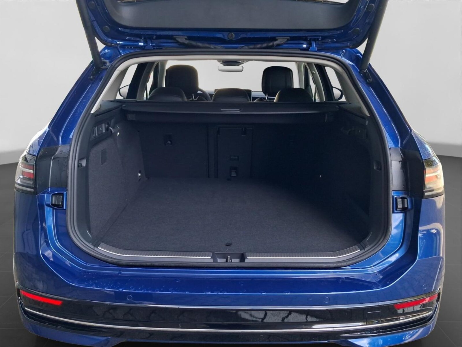 Volkswagen Passat – Bild 16