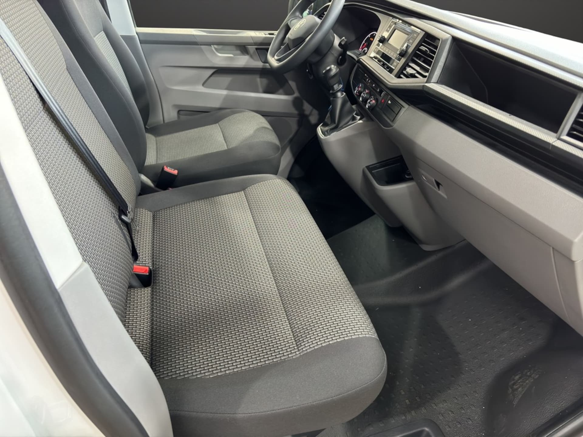 Volkswagen T6.1 Transporter Kasten kurzer Radstand