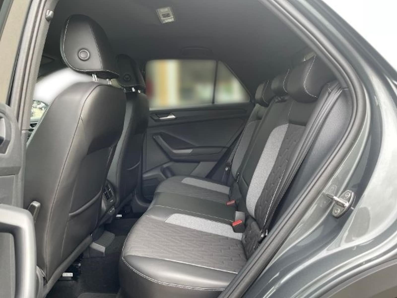 Volkswagen T-Roc – Bild 11