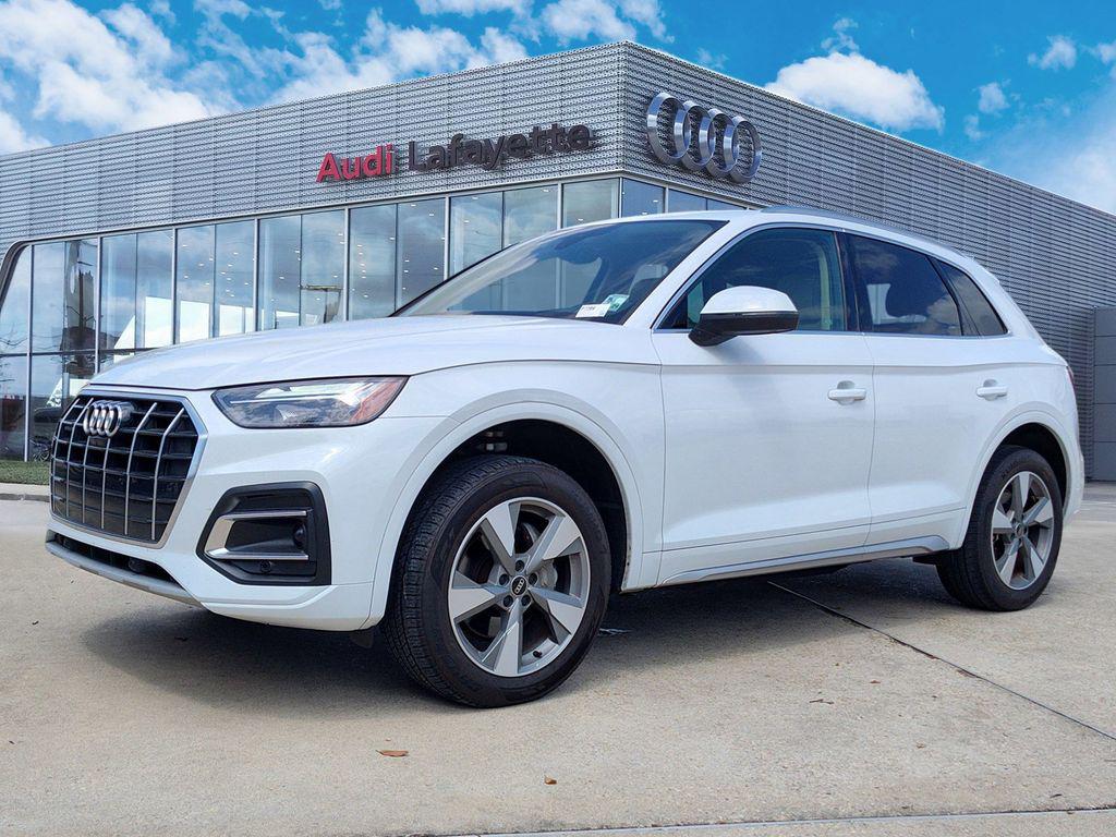 2023 Audi Q5 40 Premium Plus's photo