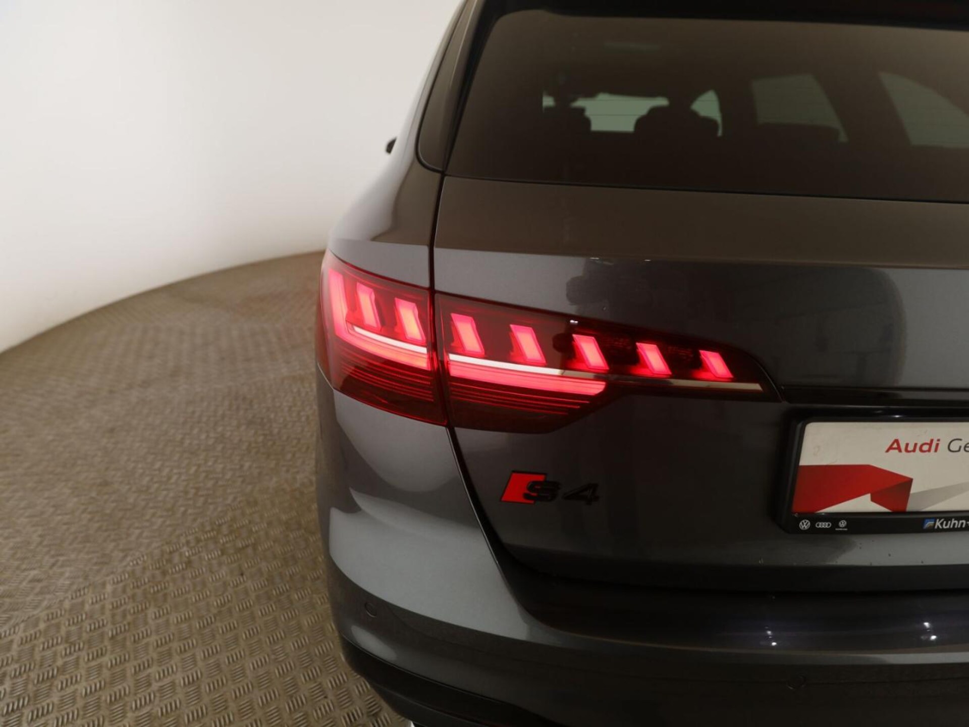 Audi S4 Avant
