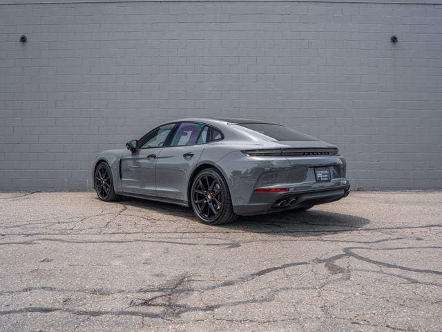 2025 Porsche Panamera