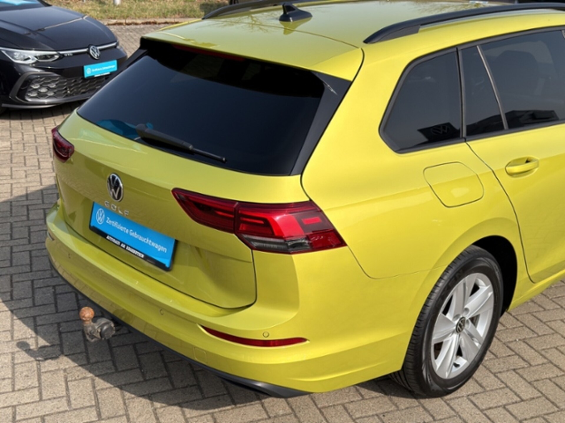 Volkswagen Golf Variant Life