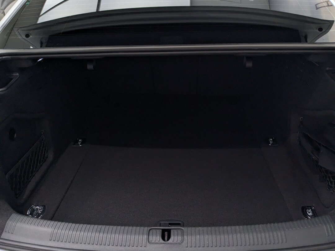 Audi A4 Sedan