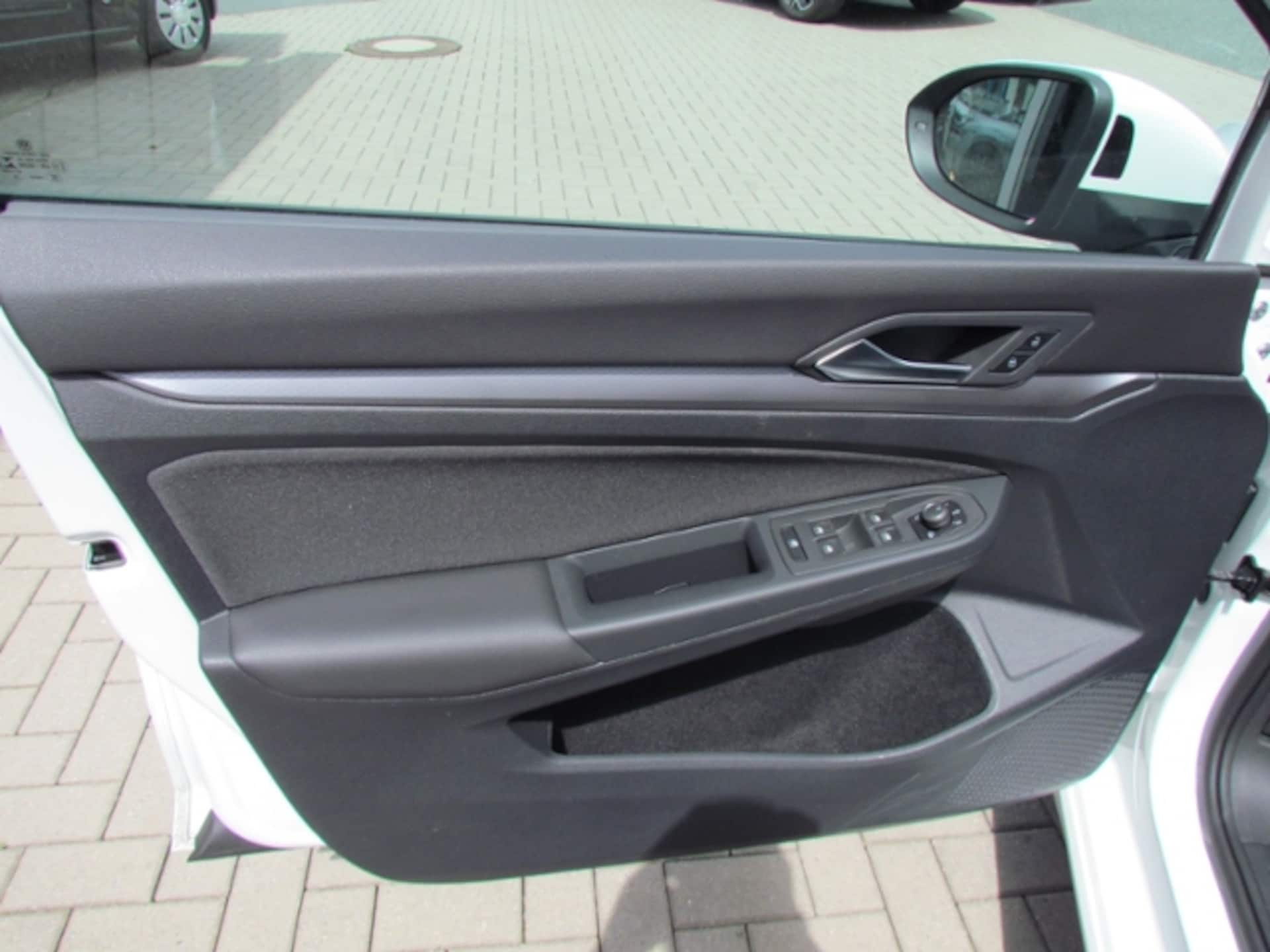 Volkswagen Golf Variant Active