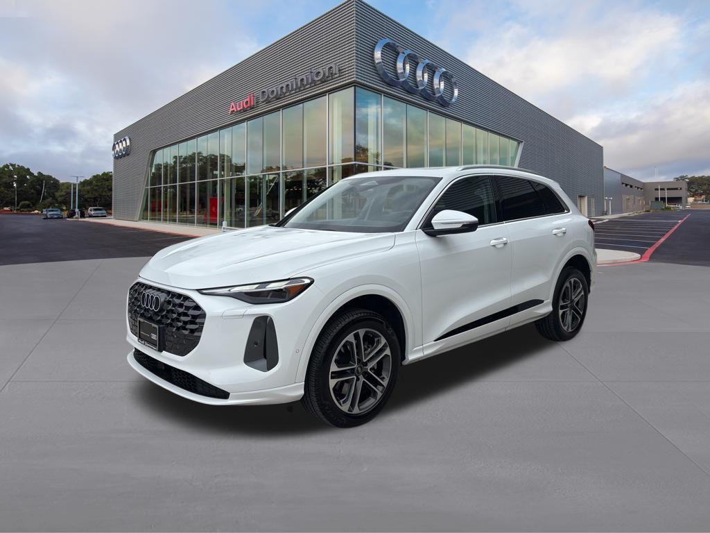 2025 Audi Q5 40 Premium's photo