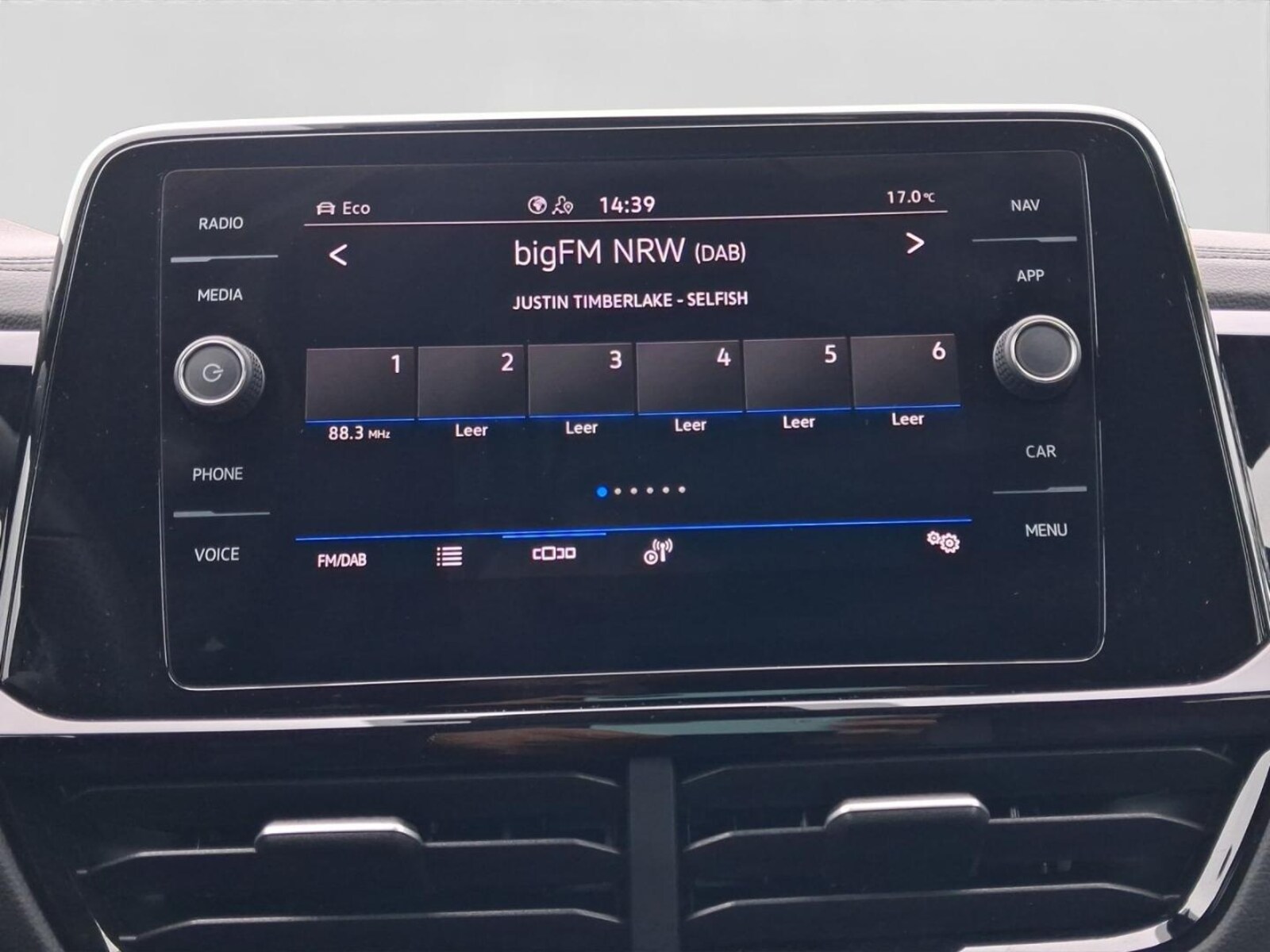 Volkswagen T-Roc – Bild 11