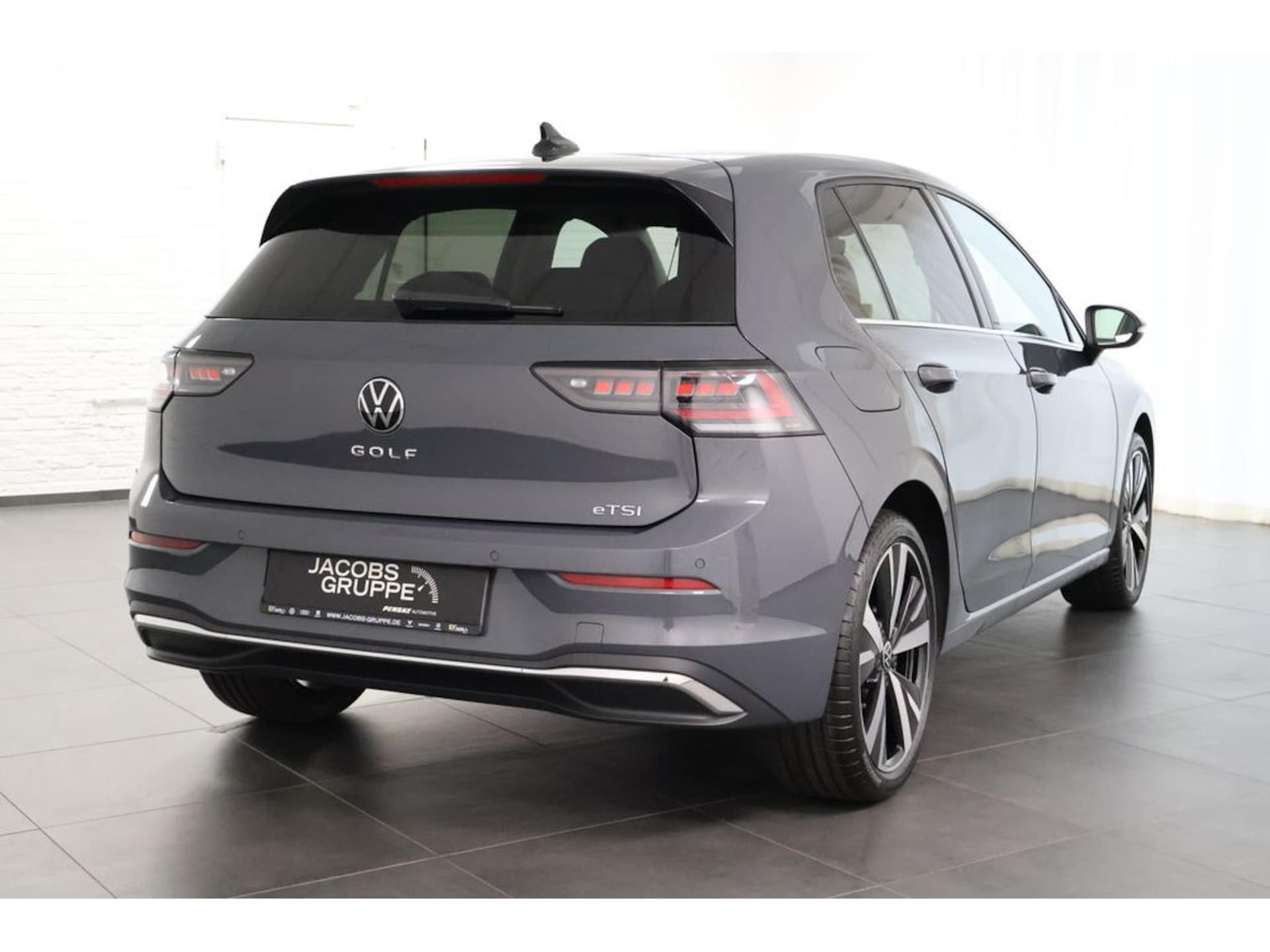 Volkswagen Golf Style