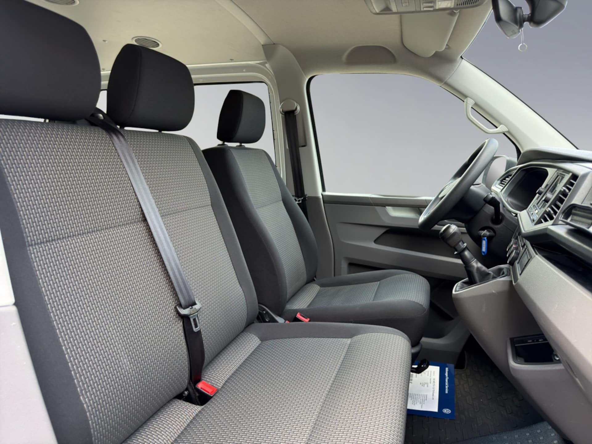 Volkswagen T6.1 Transporter Kombi kurzer Radstand