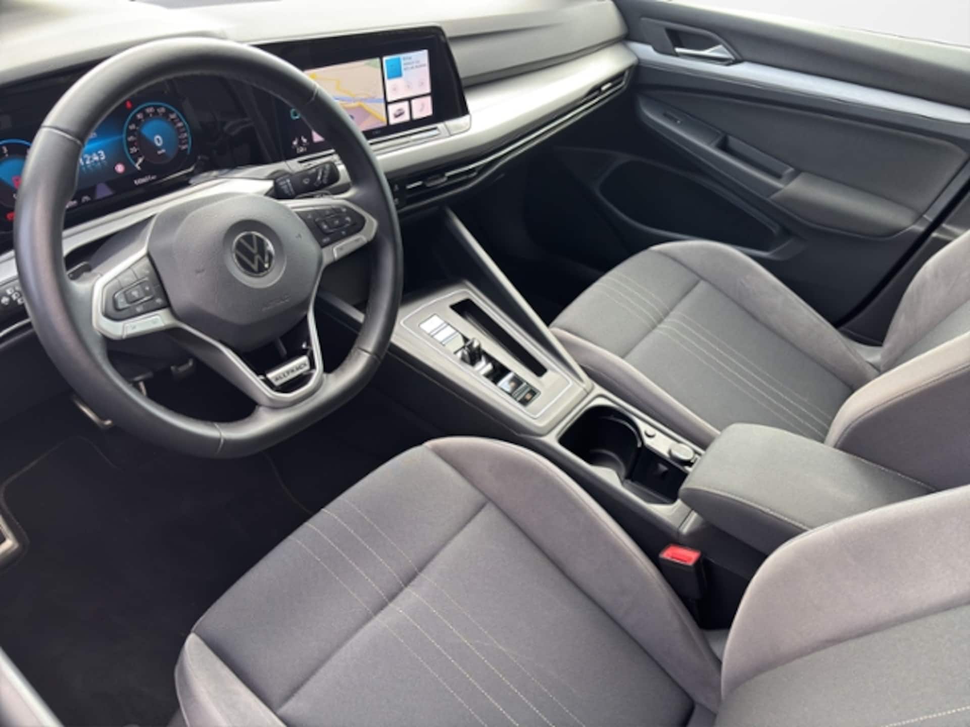 Volkswagen Golf Variant Alltrack