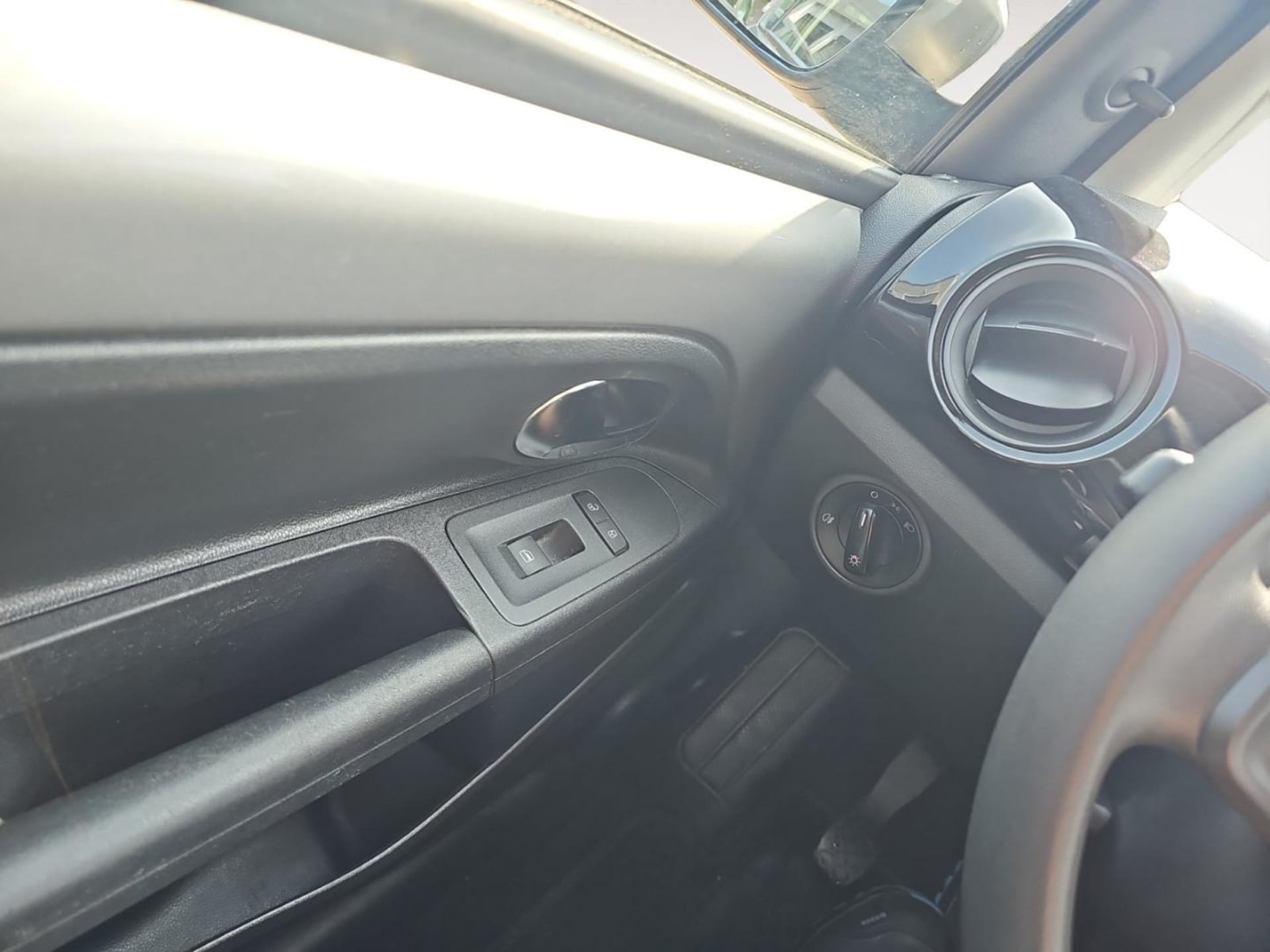 Volkswagen up! move up!