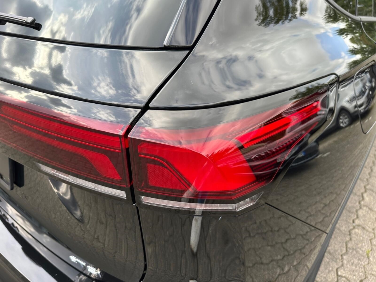 Volkswagen Tiguan – Bild 12