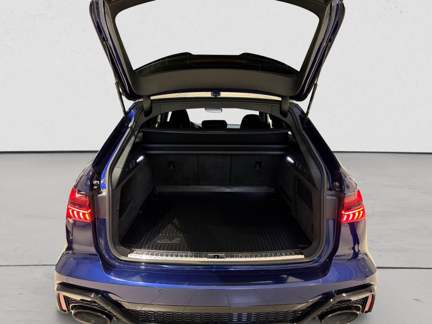 Bild som visar Audi RS 6 Avant RS 6 Avant 600 hk tiptronic - för mer information kontakta din Audi Partner