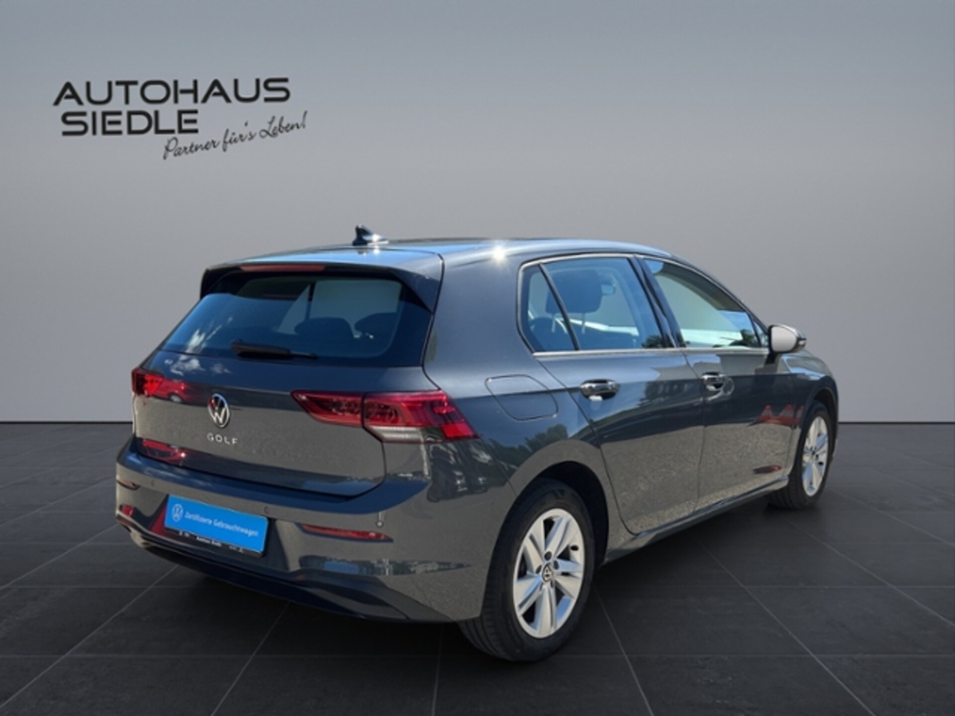 Volkswagen Golf Life