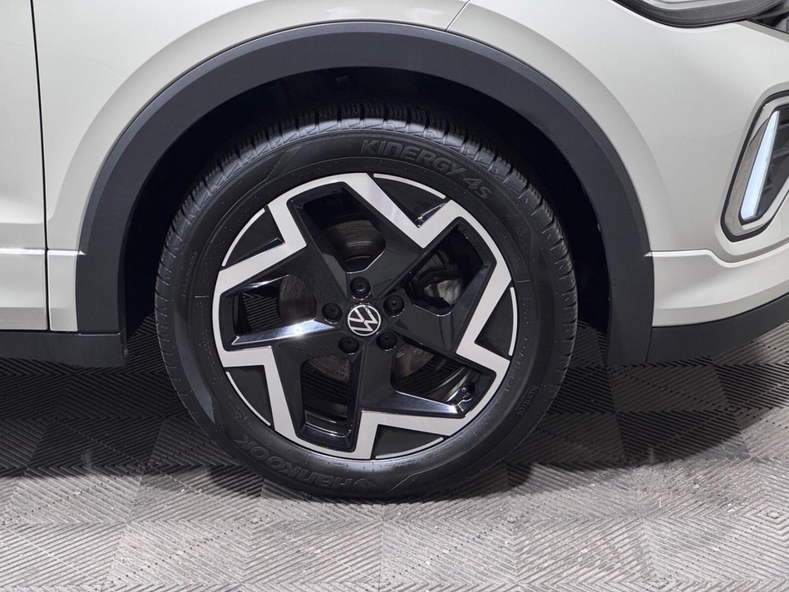 Volkswagen T-Cross – Bild 18