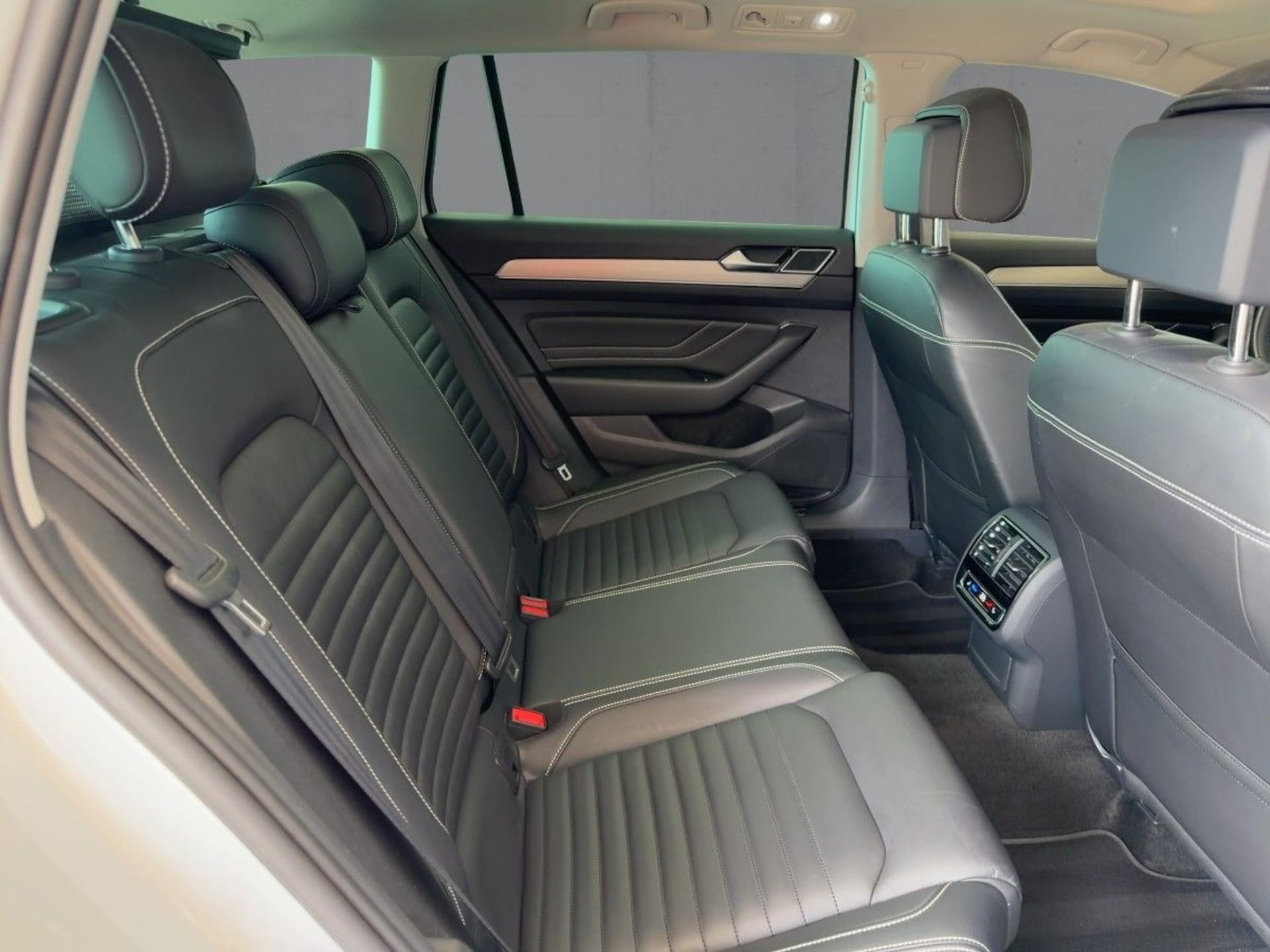 Volkswagen Passat Variant Elegance